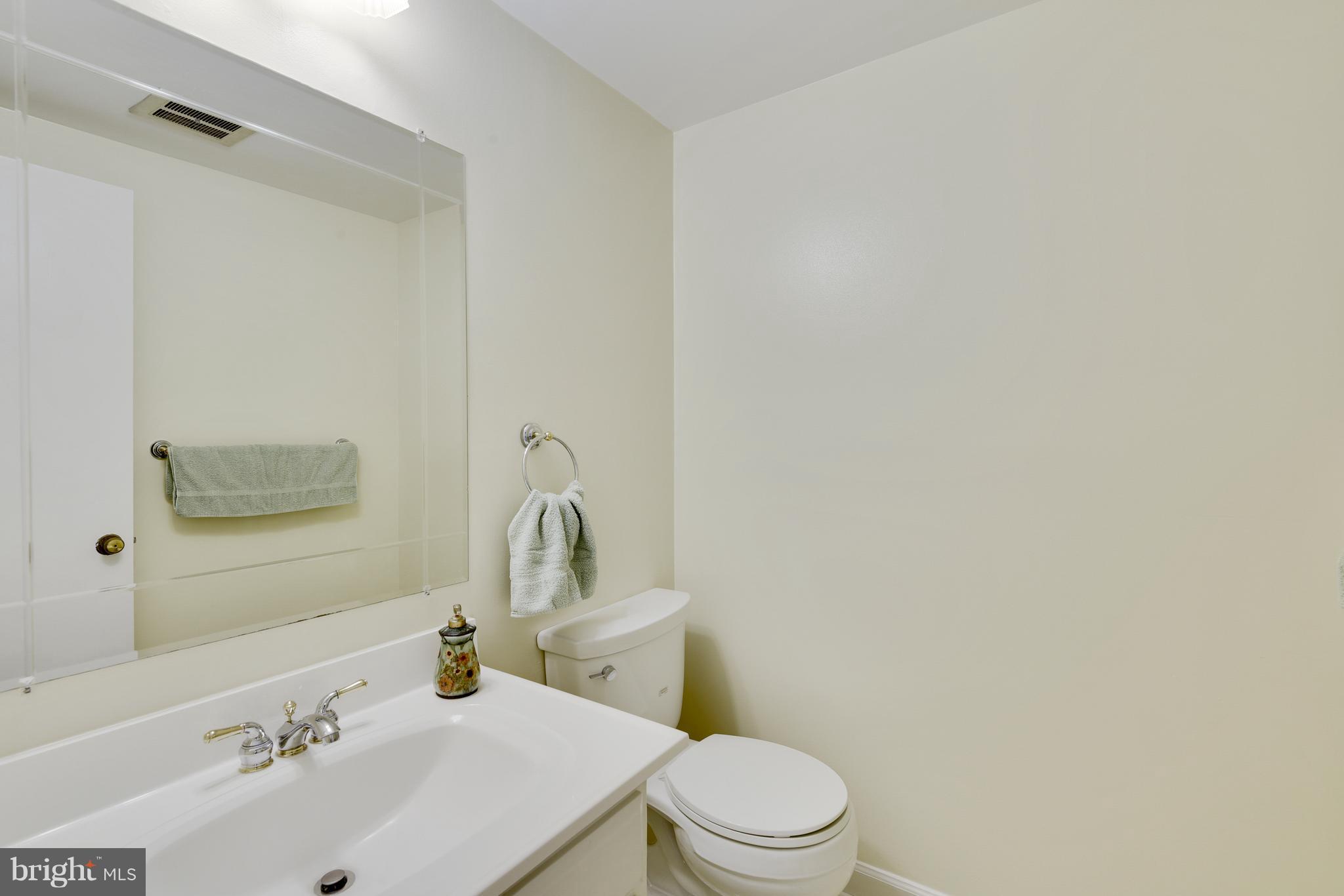 LAKE BRADDOCK - Residential