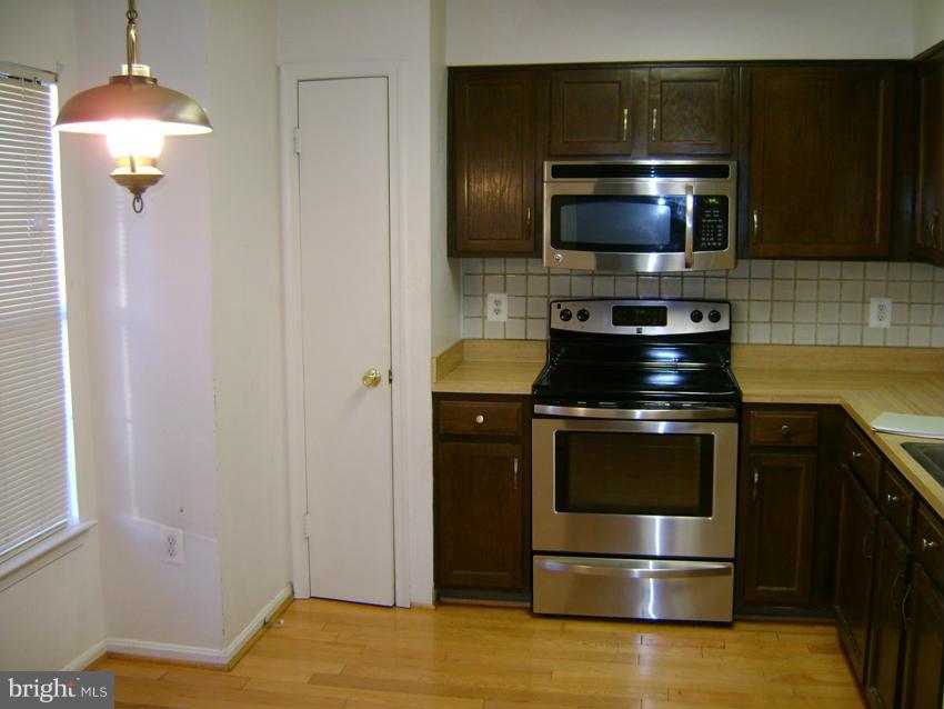 COUNTRYSIDE - Residential