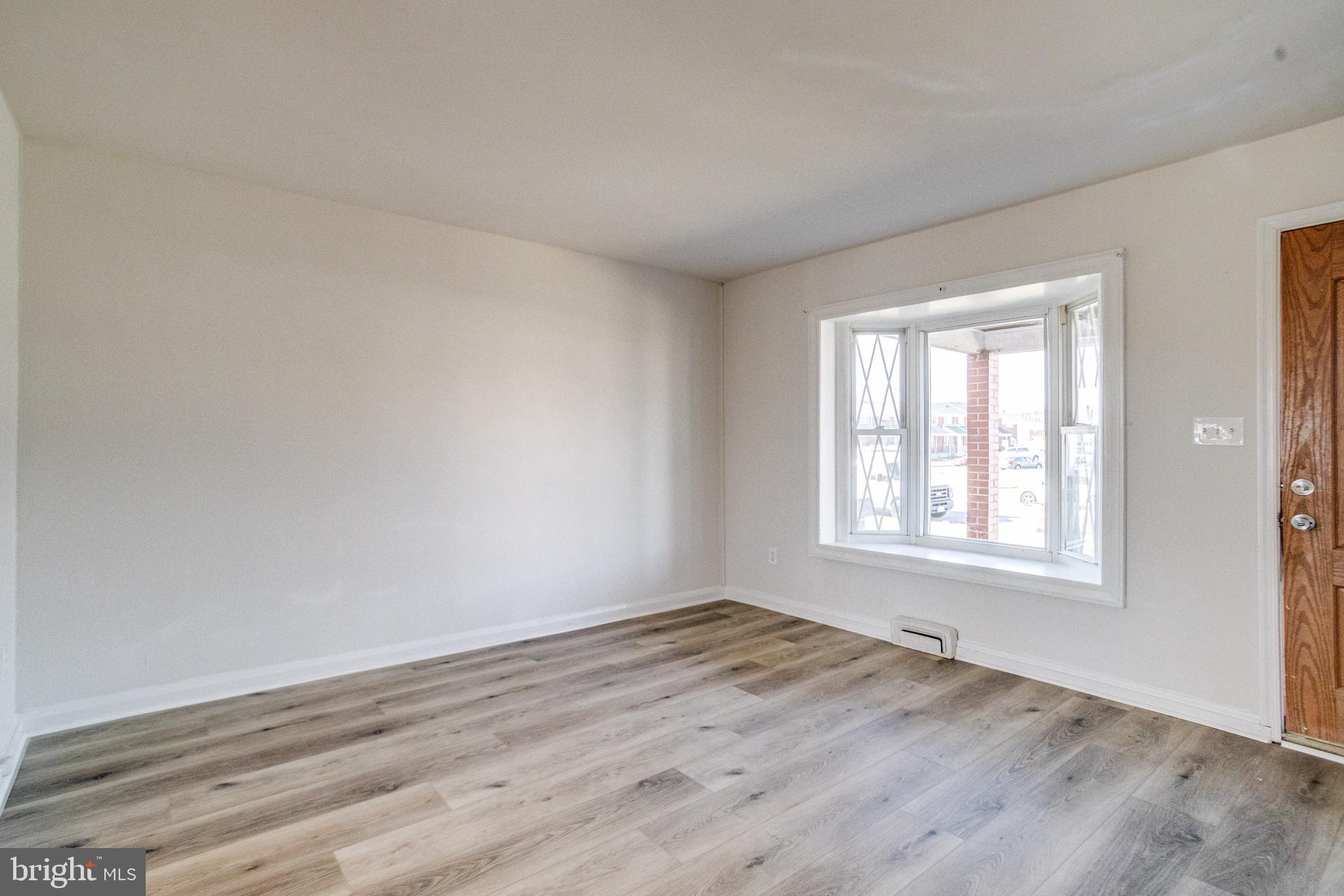 CHARLESMONT - Residential