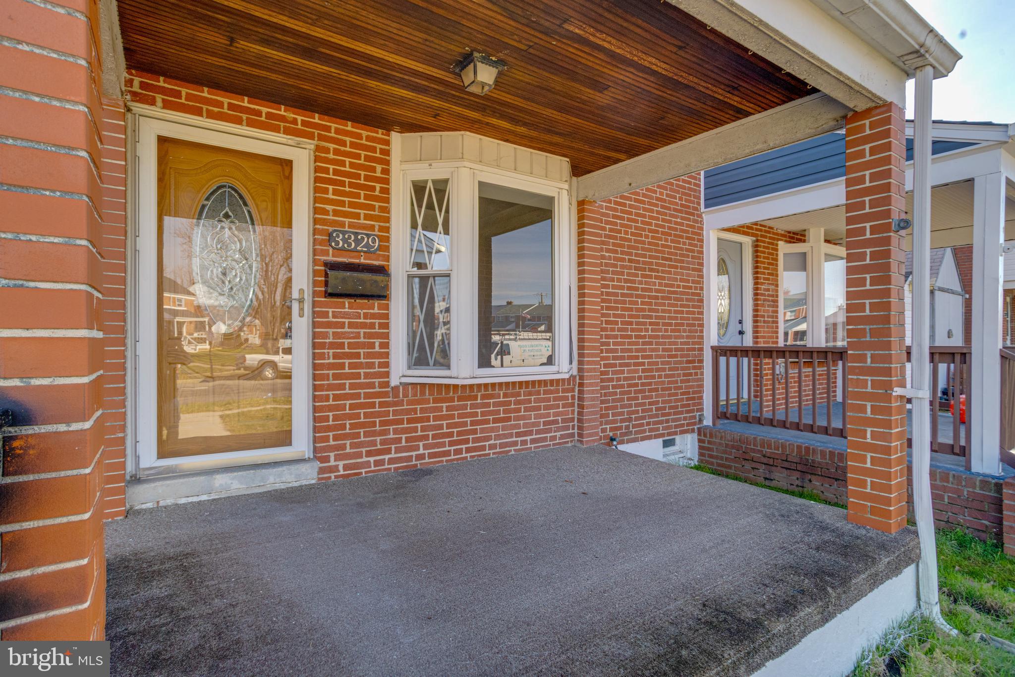 CHARLESMONT - Residential