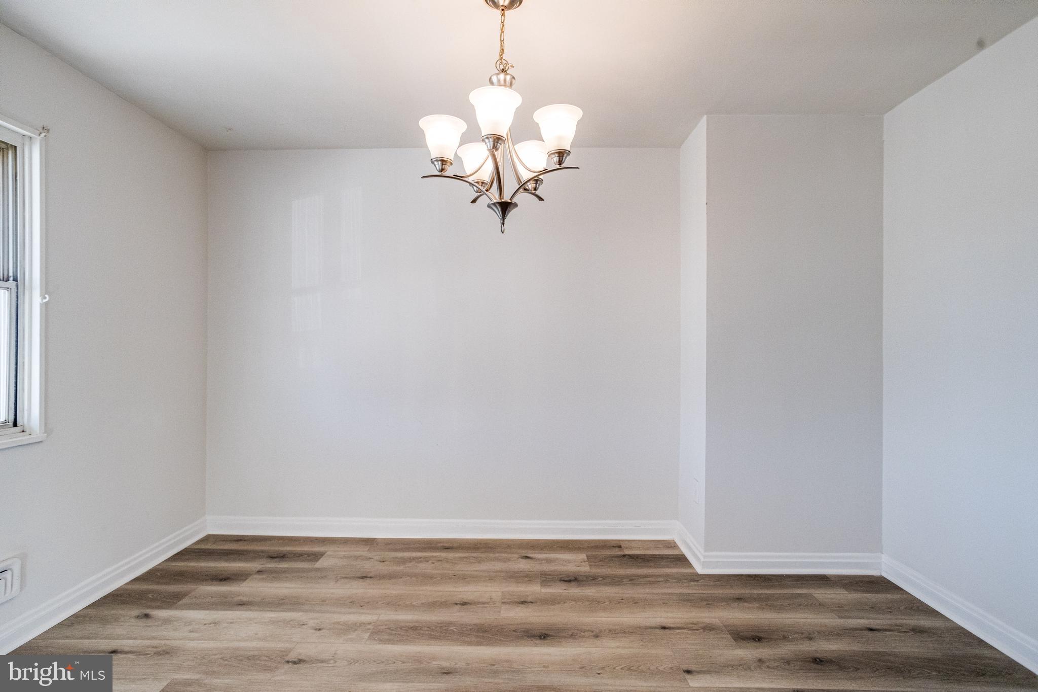 CHARLESMONT - Residential