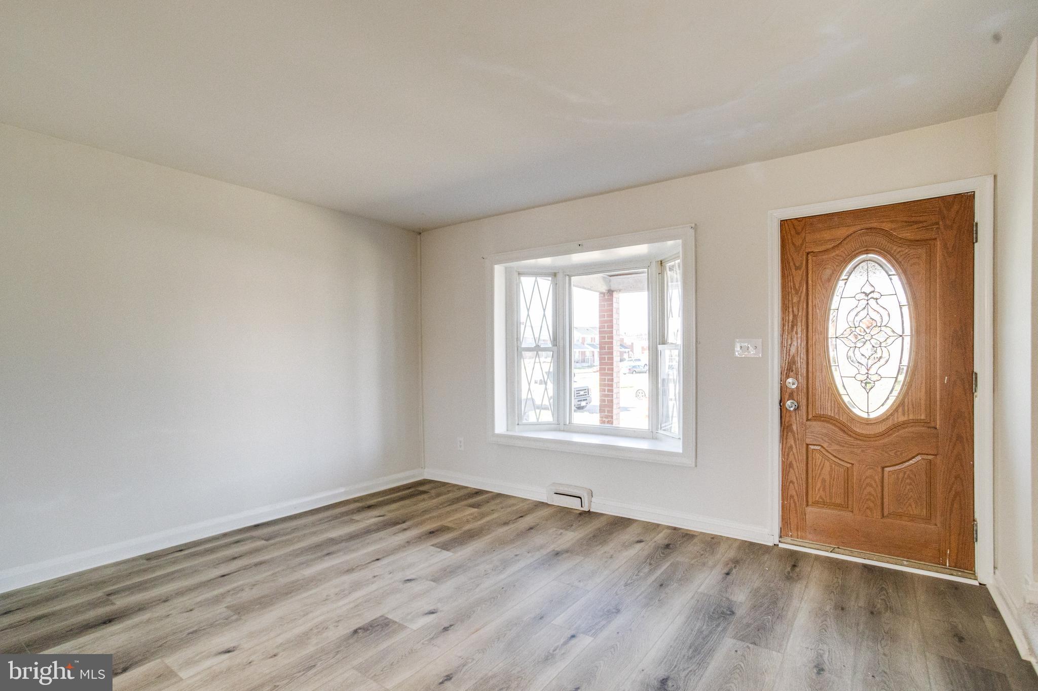 CHARLESMONT - Residential