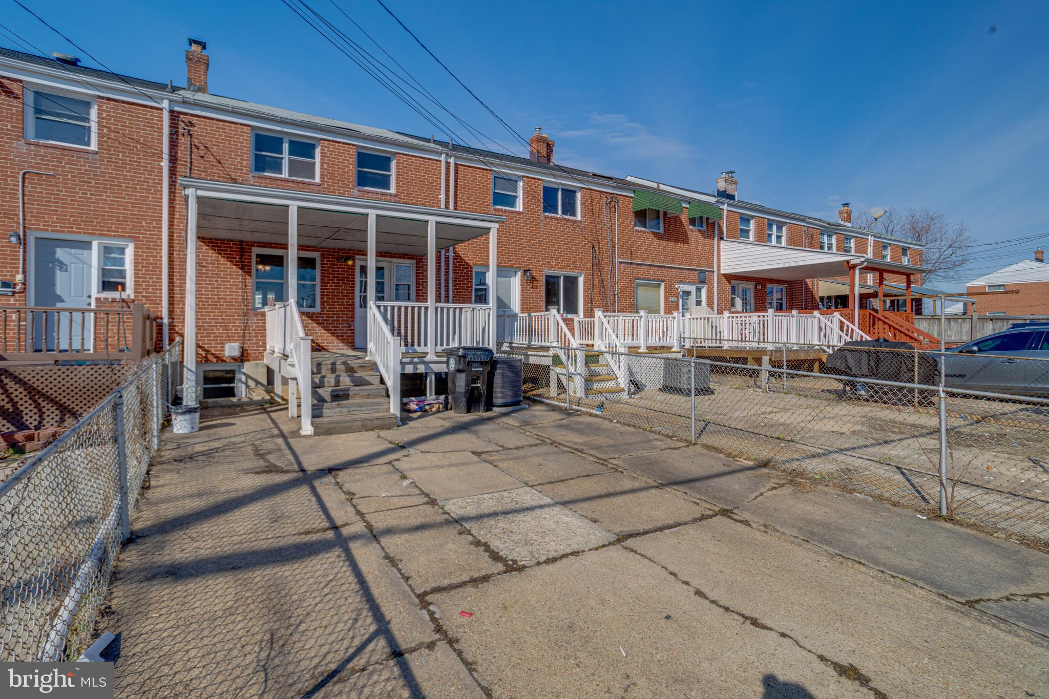 CHARLESMONT - Residential