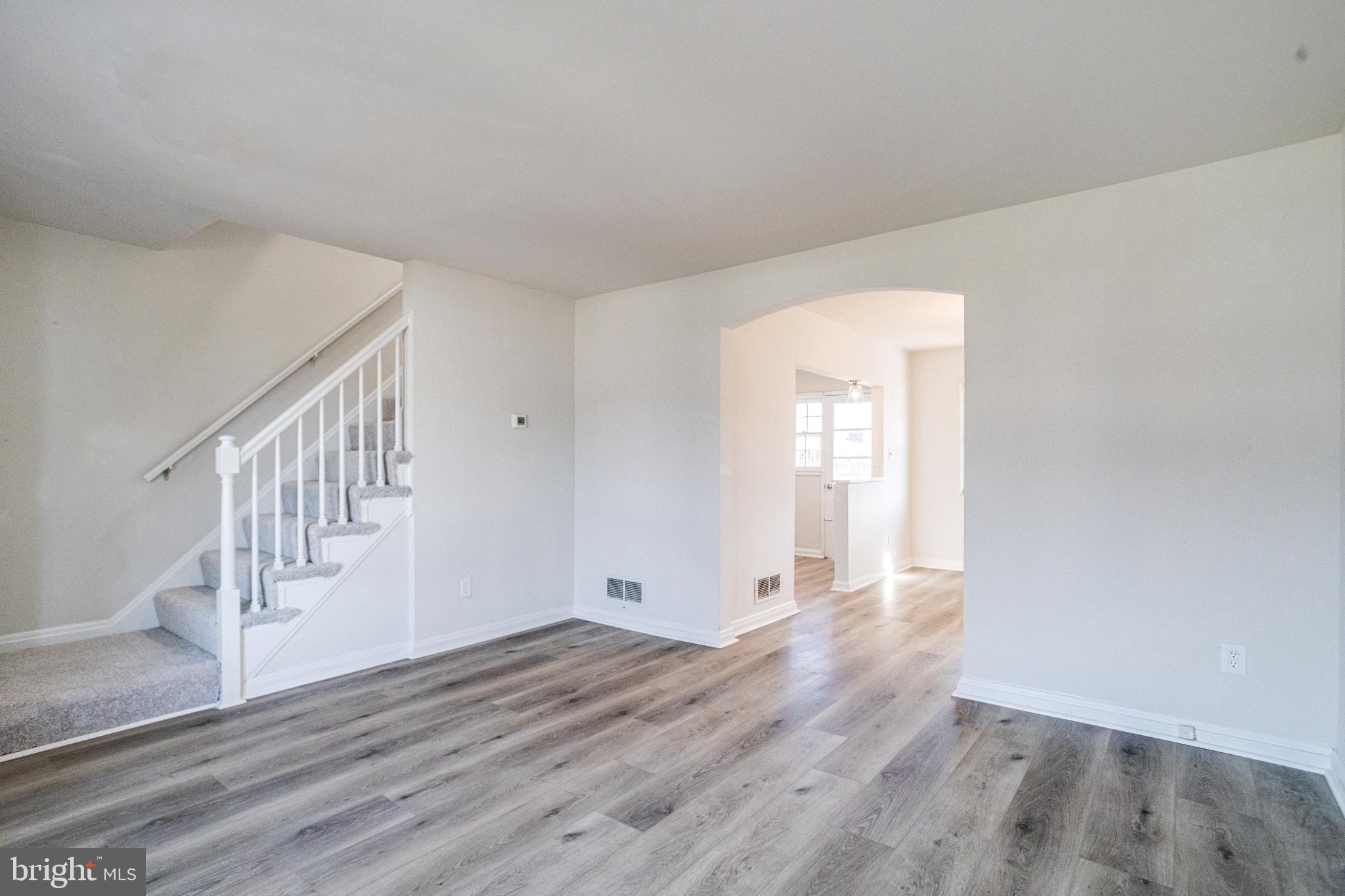 CHARLESMONT - Residential