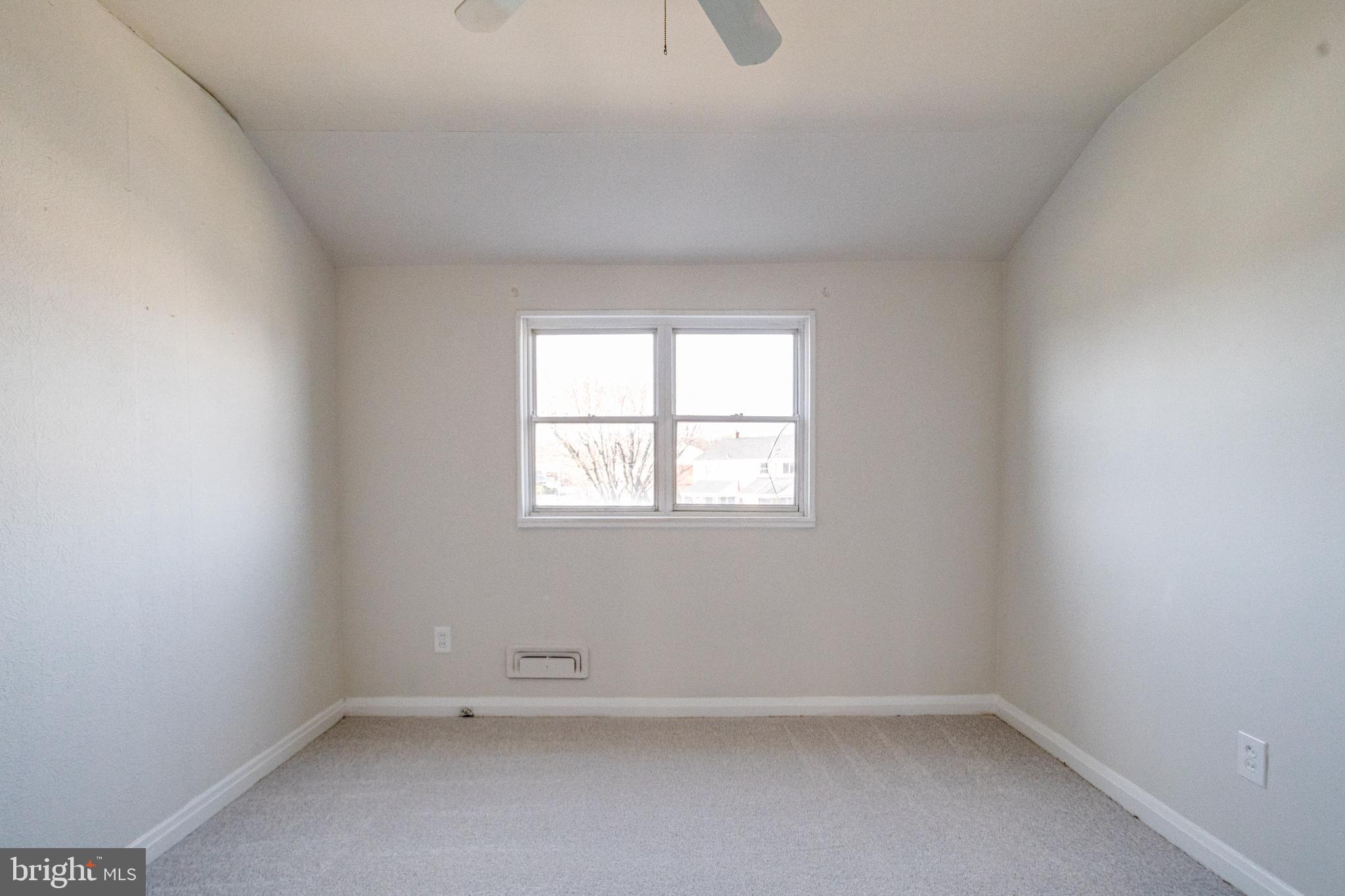 CHARLESMONT - Residential