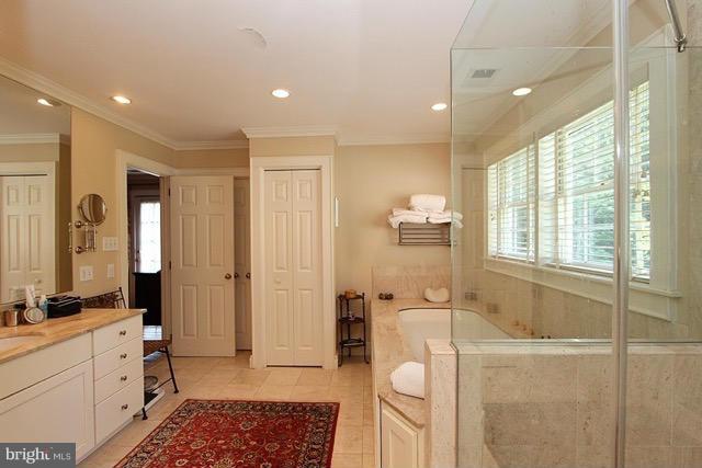 FAWCETT FARMS - Residential