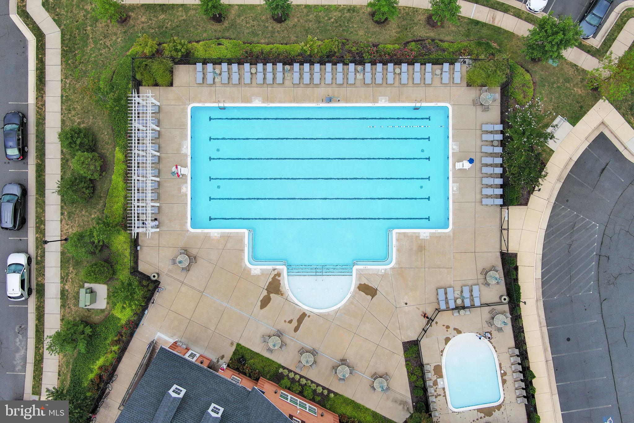 RIDGES AT LOUDOUN VALLEY - Residential