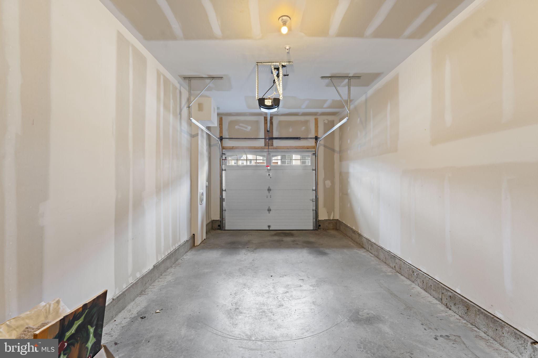 RIDGES AT LOUDOUN VALLEY - Residential