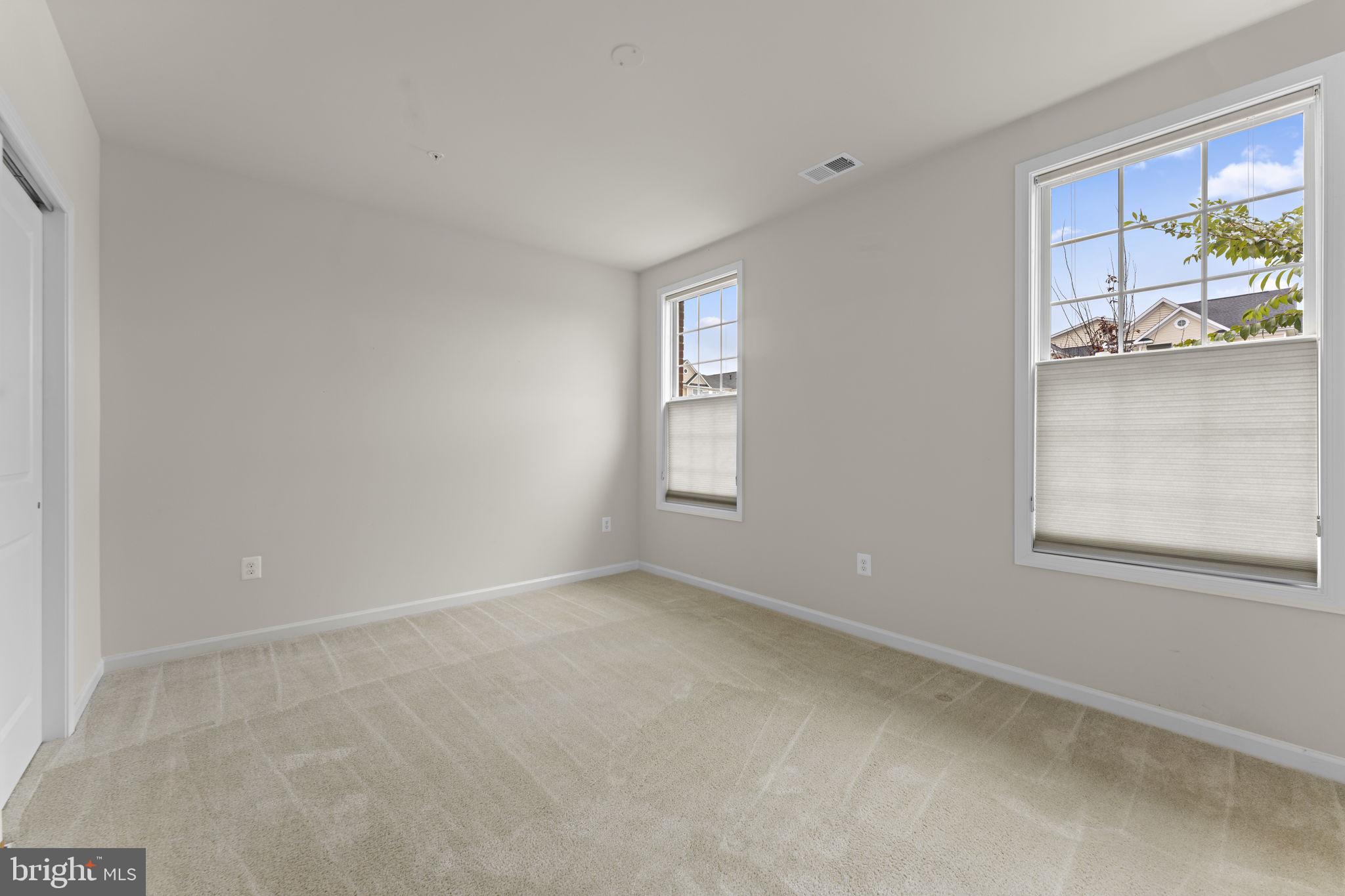 RIDGES AT LOUDOUN VALLEY - Residential