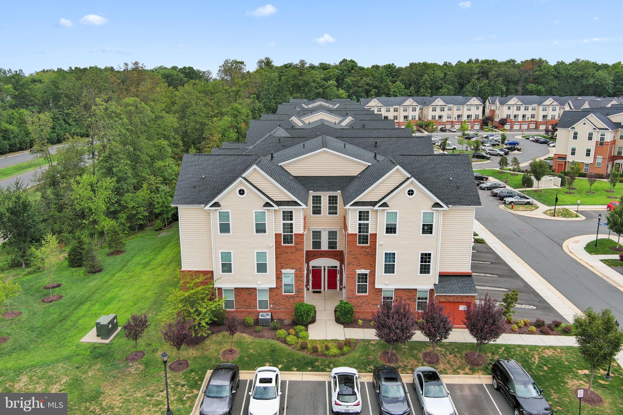 RIDGES AT LOUDOUN VALLEY - Residential