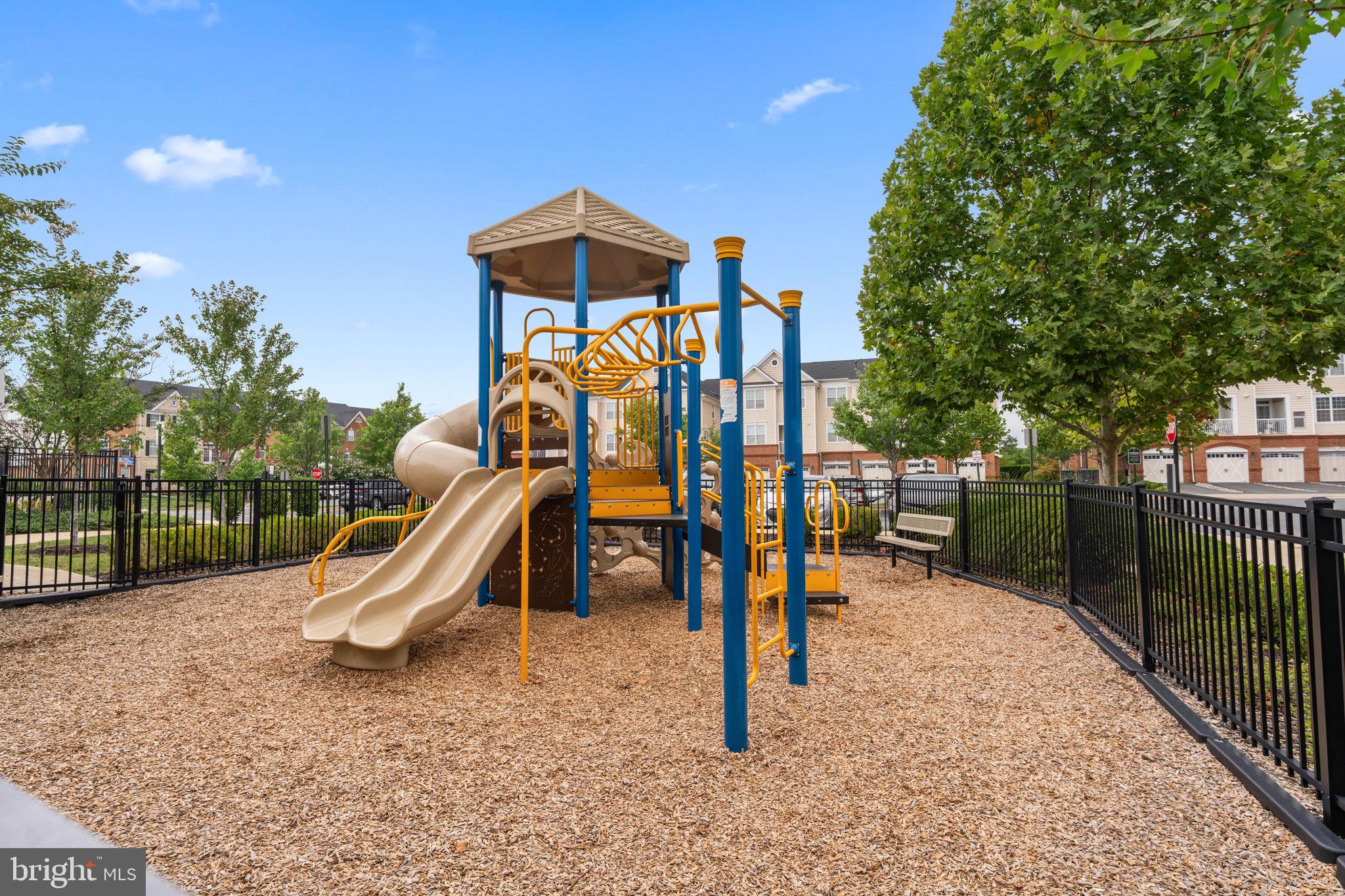 RIDGES AT LOUDOUN VALLEY - Residential