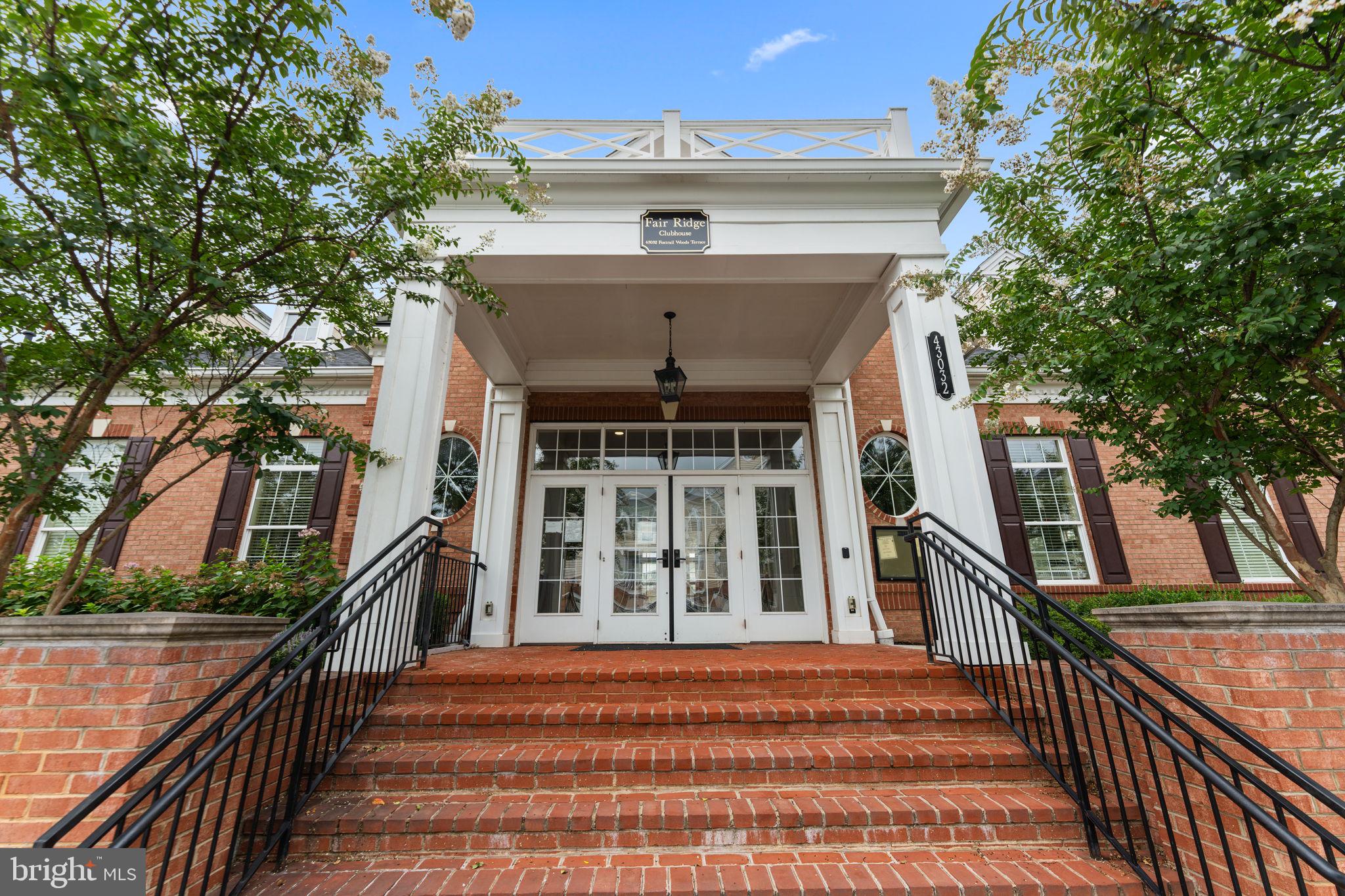 RIDGES AT LOUDOUN VALLEY - Residential