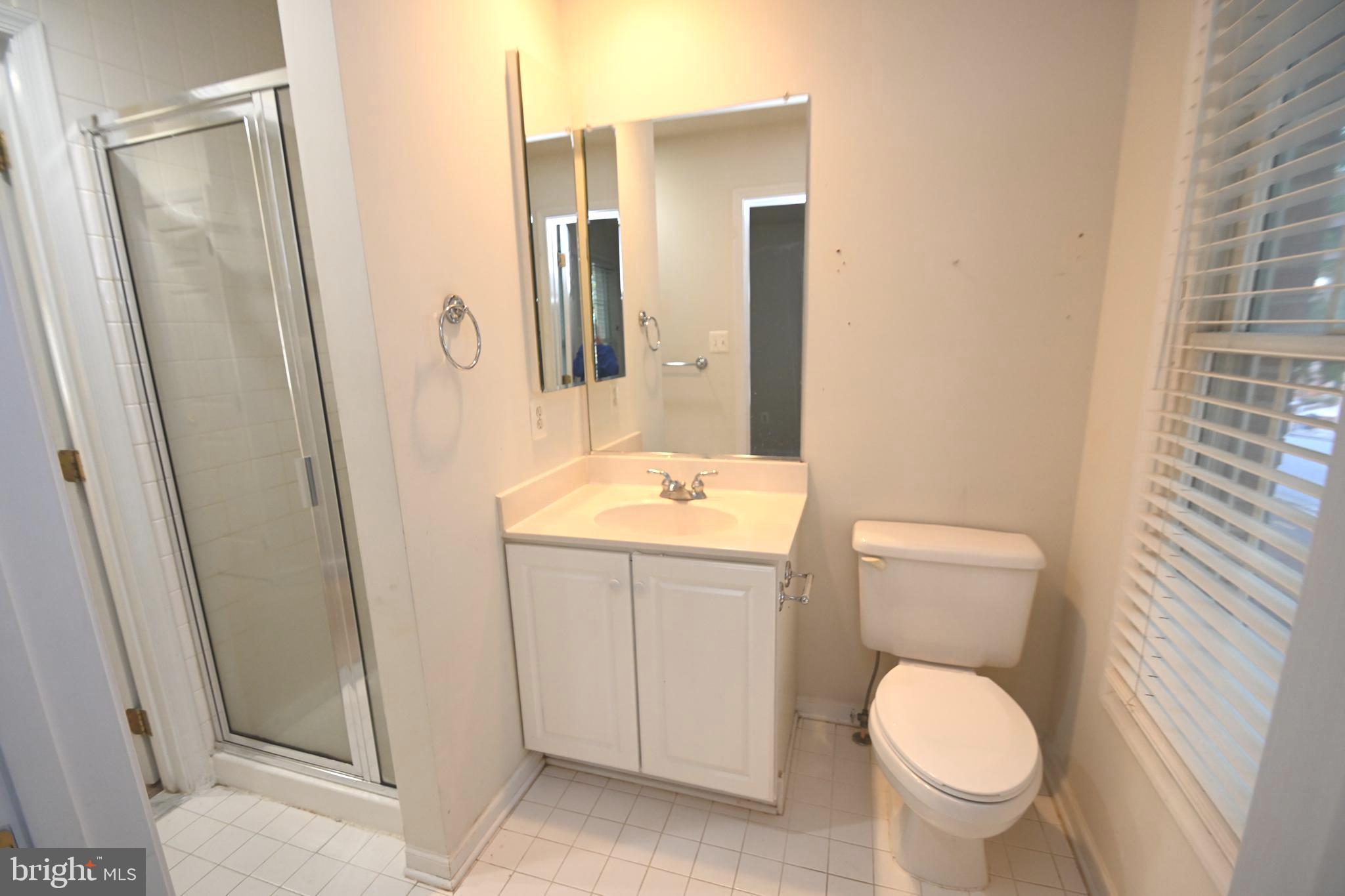 SILVER SPRING - Residential Lease