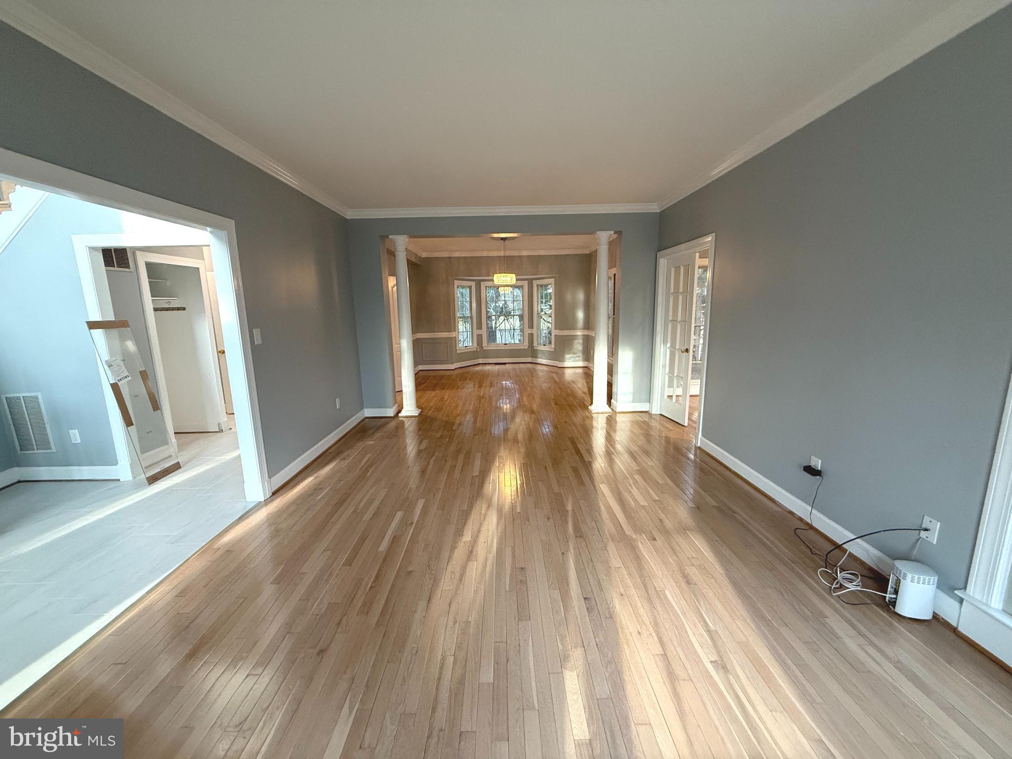 ROSE HILL FALLS - Residential