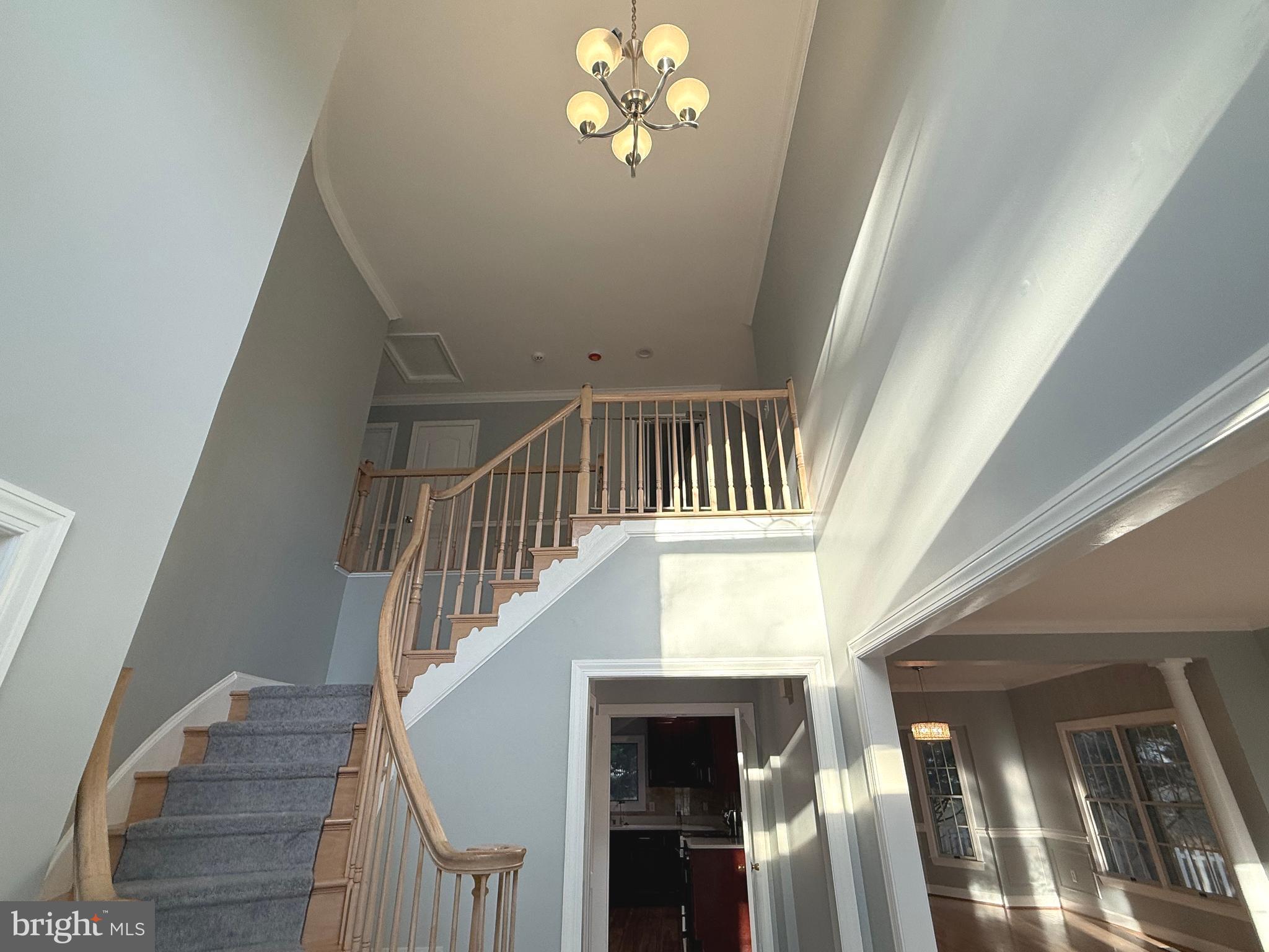 ROSE HILL FALLS - Residential