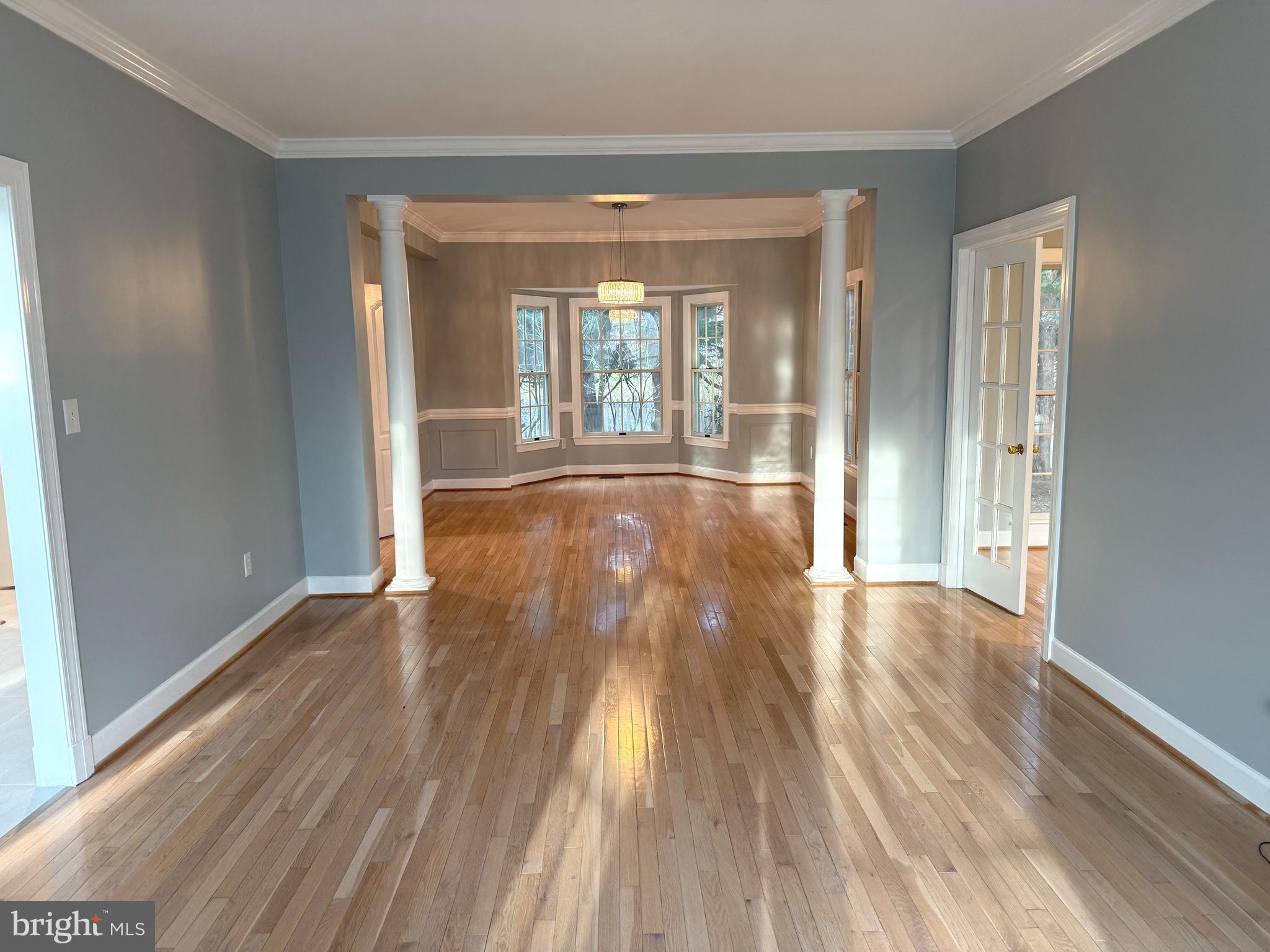 ROSE HILL FALLS - Residential