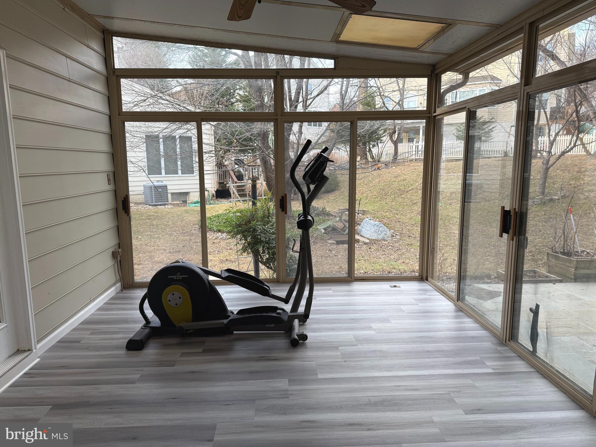 ROSE HILL FALLS - Residential