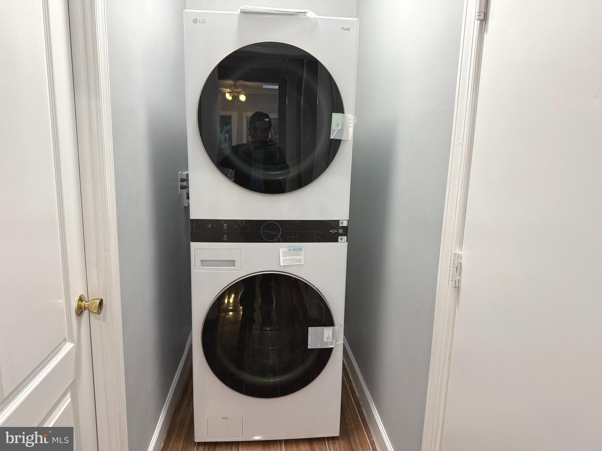 ROSE HILL FALLS - Residential