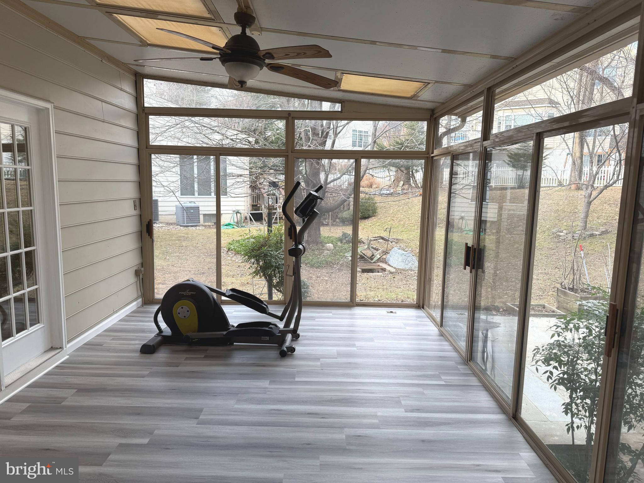 ROSE HILL FALLS - Residential