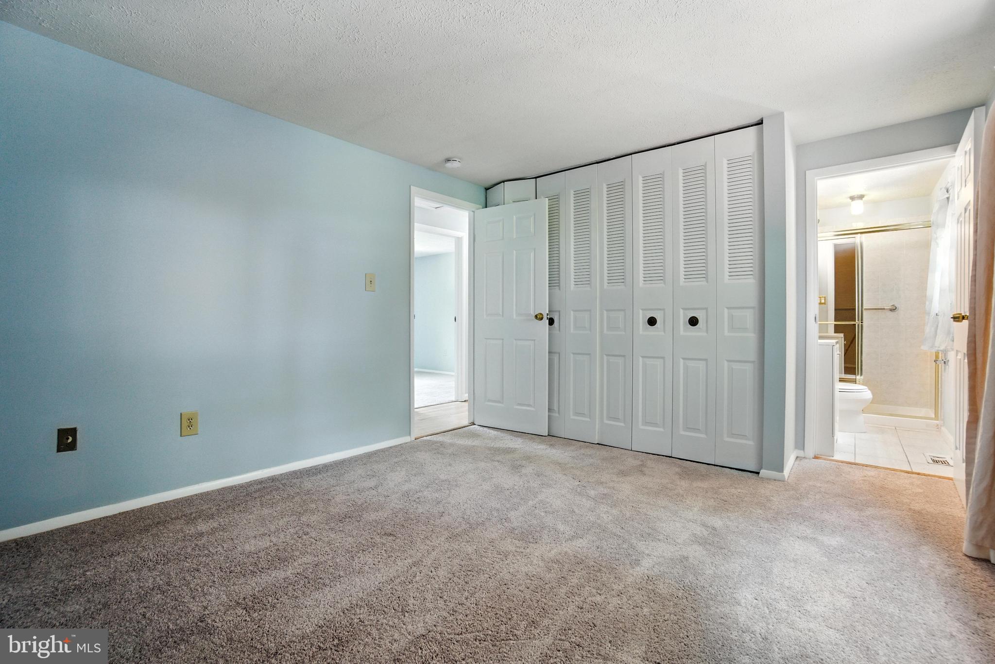 19524 LAGUNA DRIVE