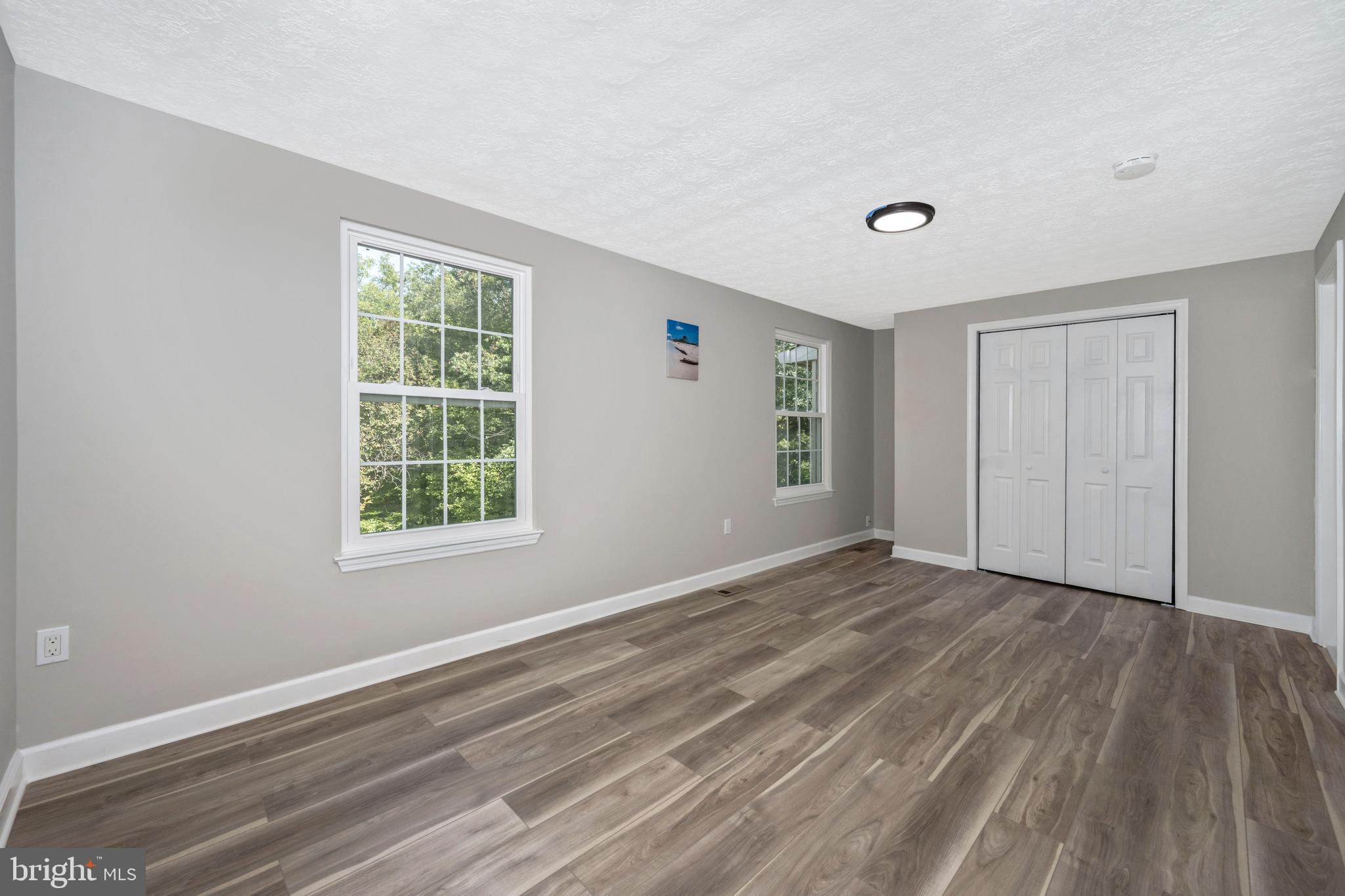 SILVER SPRING CNTRY CLUB - Residential