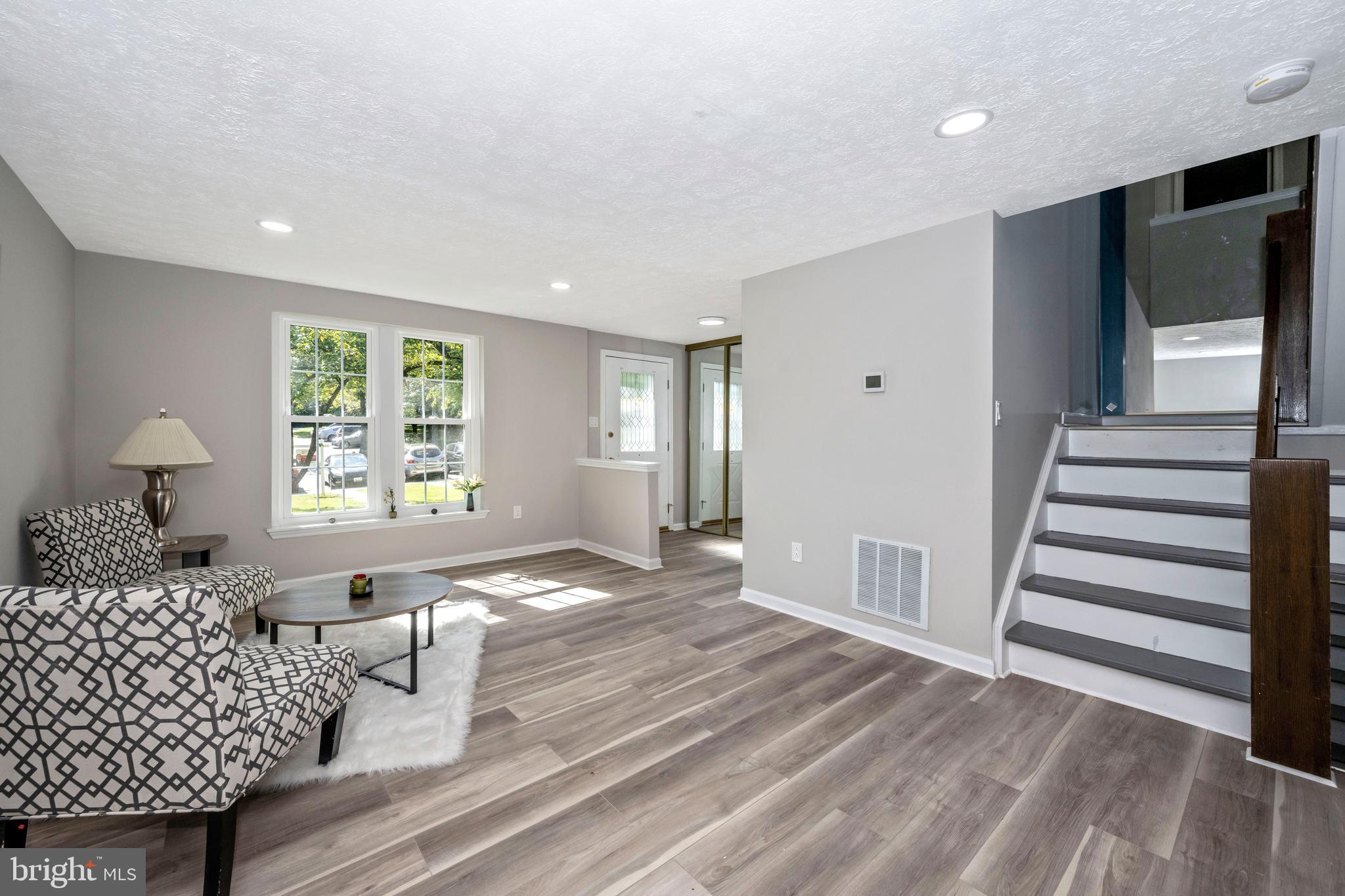 SILVER SPRING CNTRY CLUB - Residential