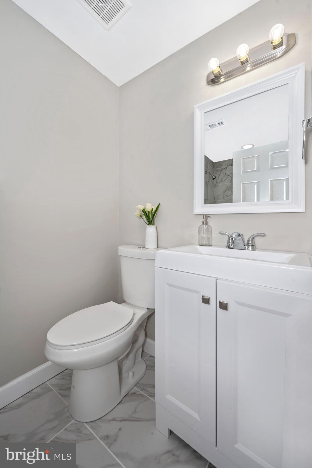 SILVER SPRING CNTRY CLUB - Residential