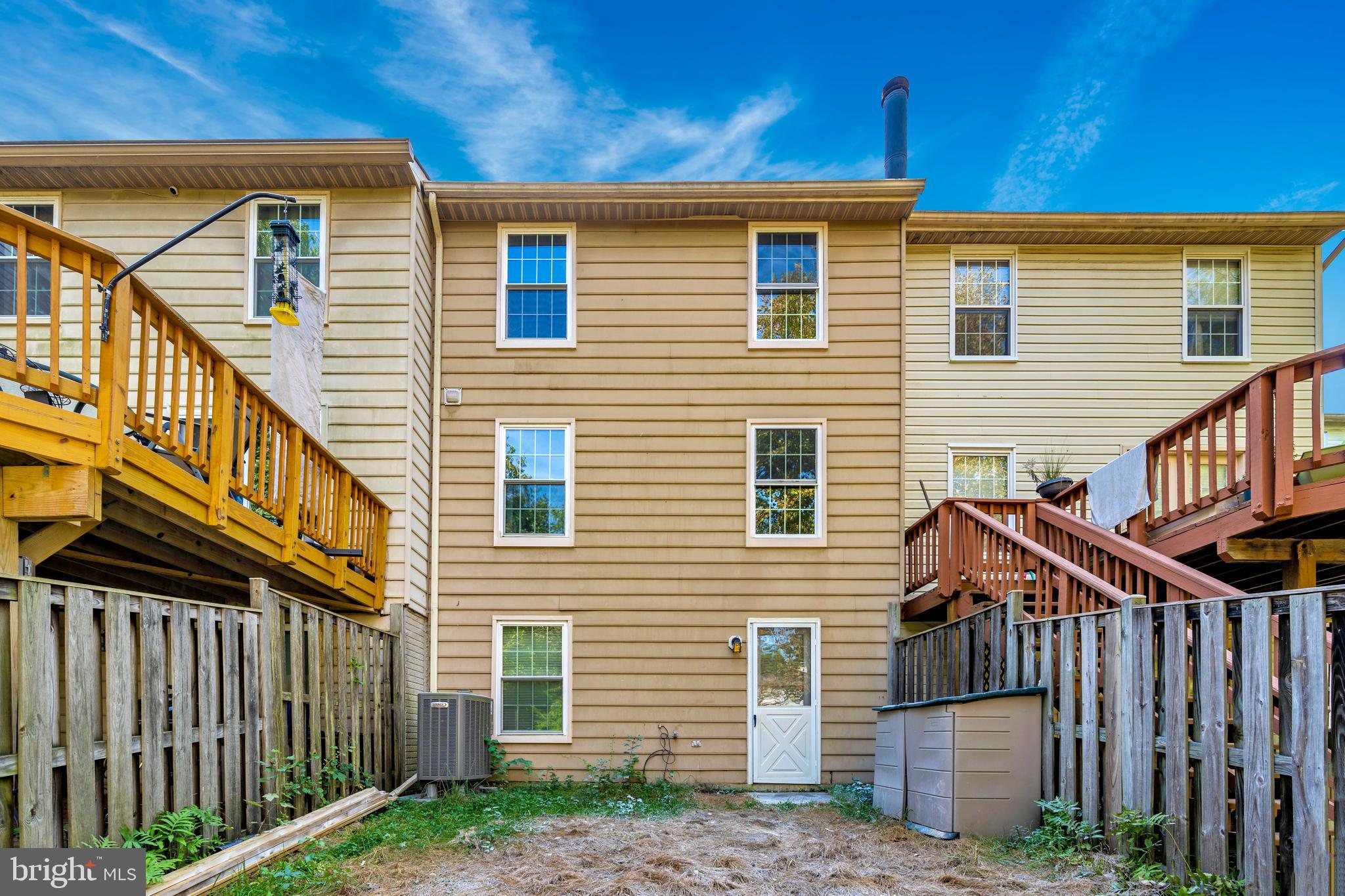 SILVER SPRING CNTRY CLUB - Residential