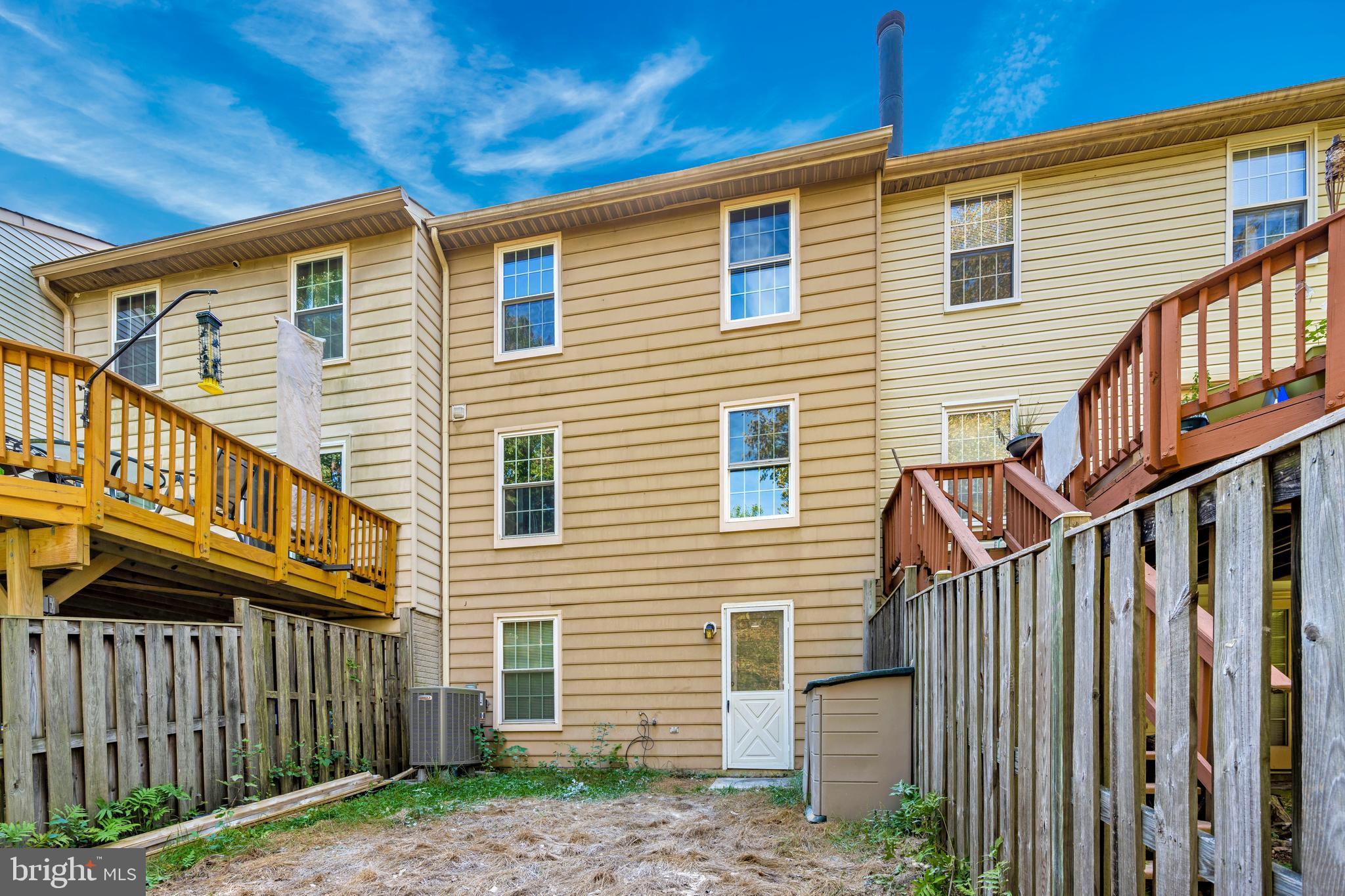 SILVER SPRING CNTRY CLUB - Residential