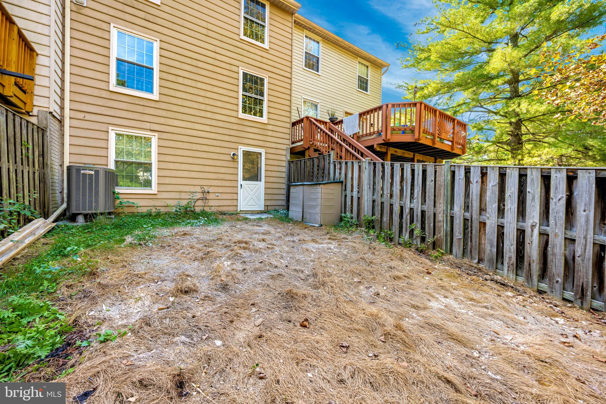 SILVER SPRING CNTRY CLUB - Residential