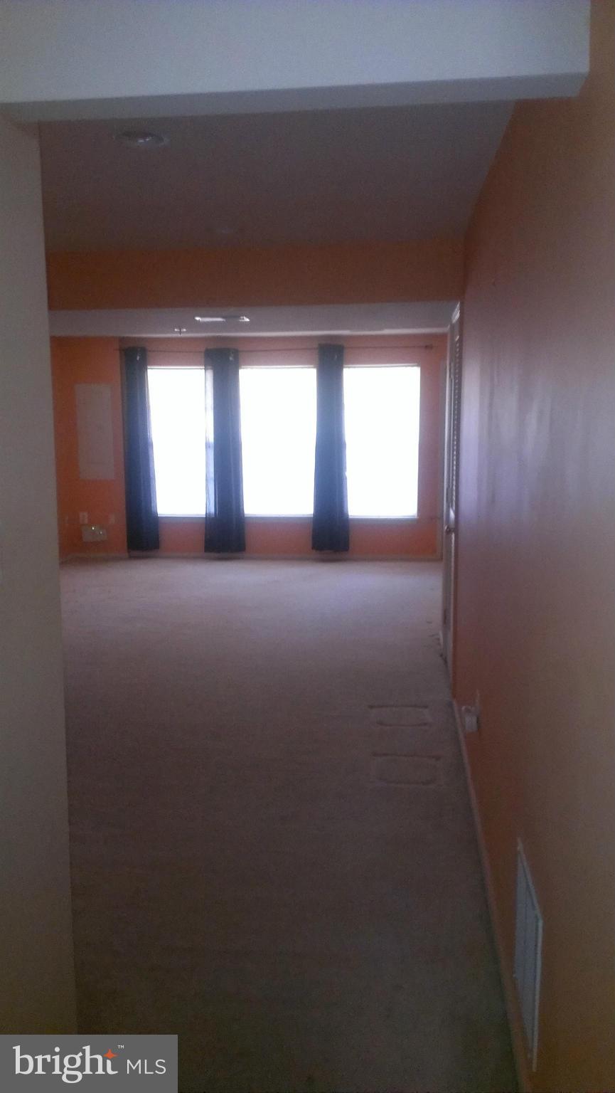 LANDOVER MEWS-PLAT FIVE> - Residential