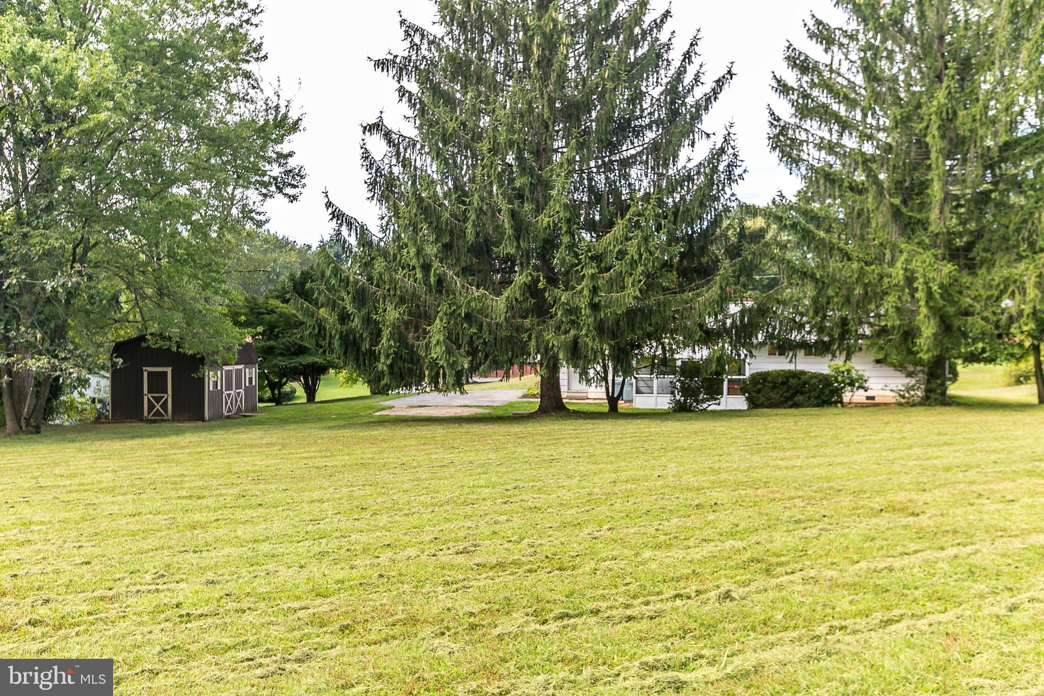 SUNNYBROOK FARMS - Residential