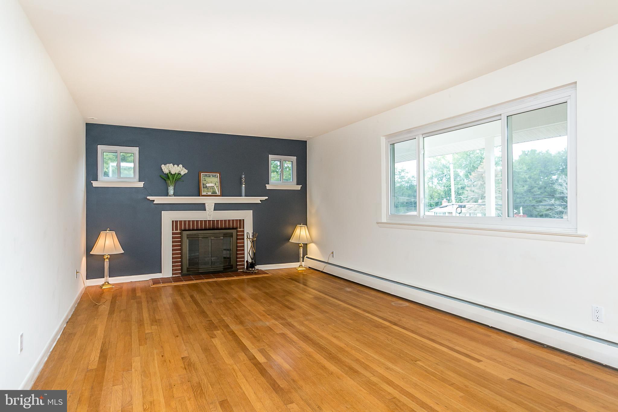 SUNNYBROOK FARMS - Residential