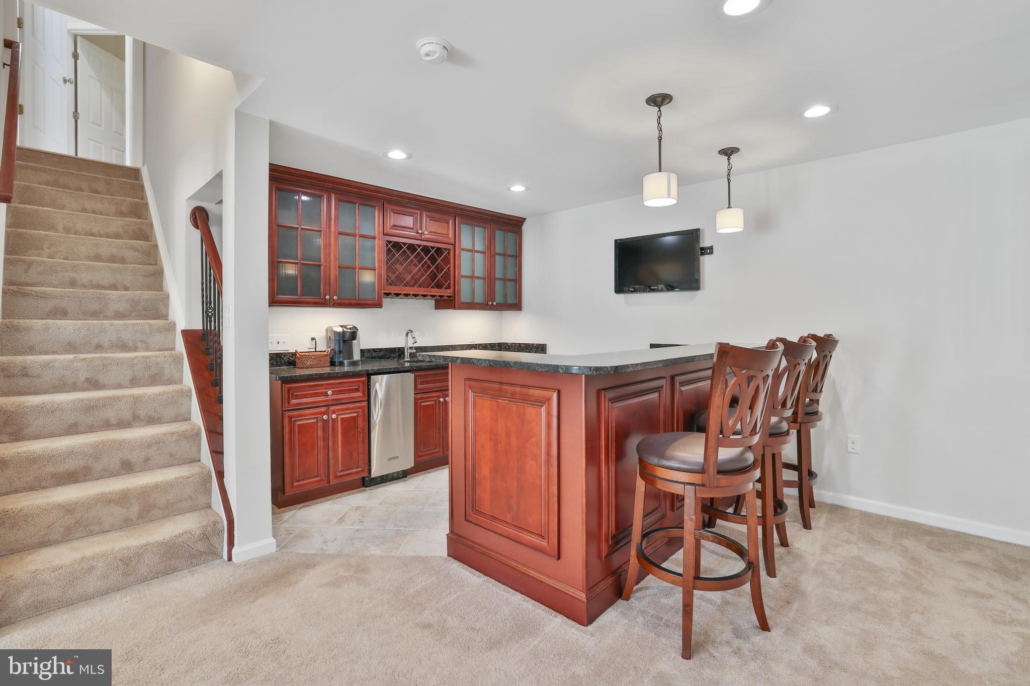 ASHBROOK VILLAGE - Residential