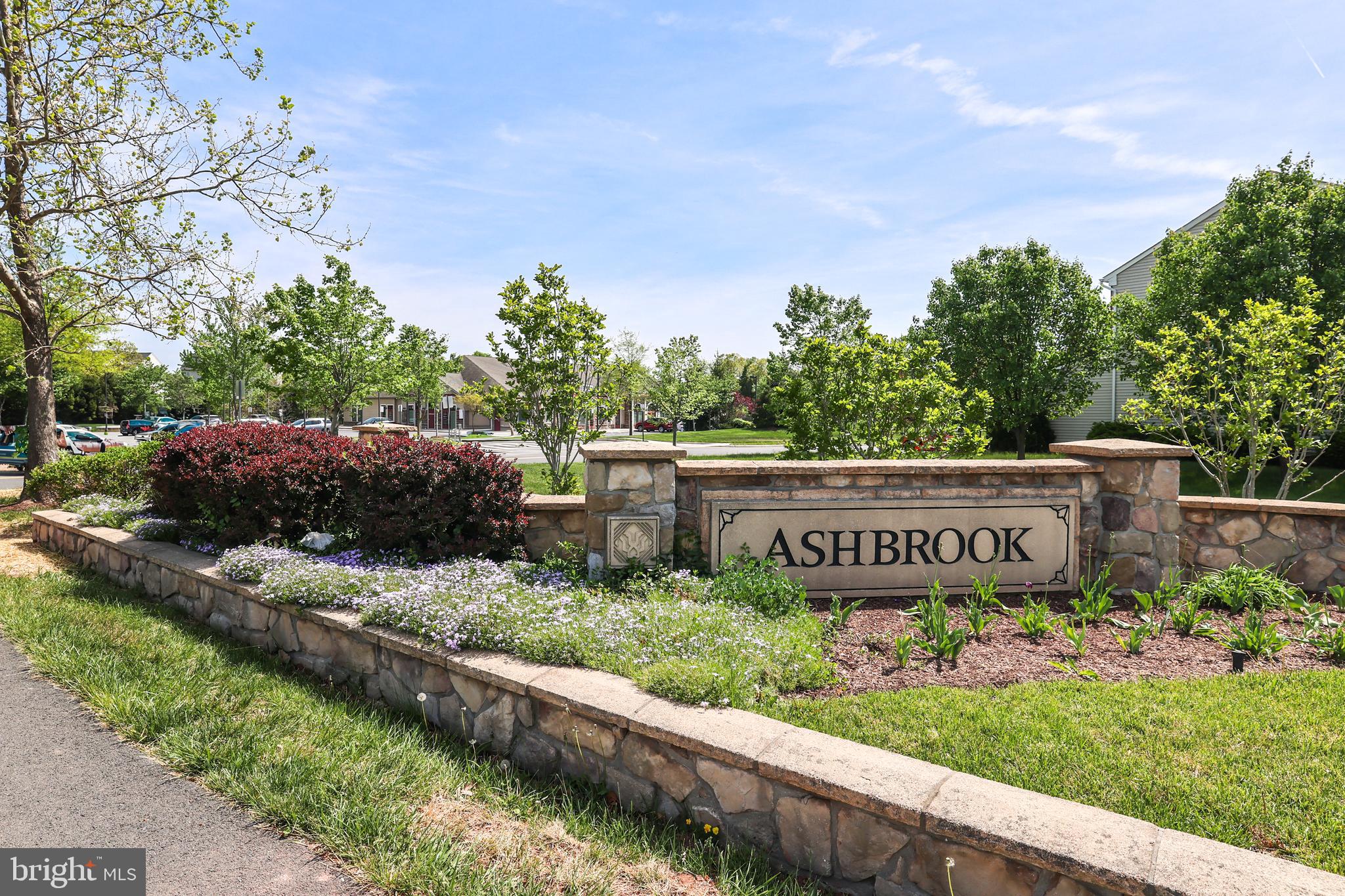 ASHBROOK VILLAGE - Residential