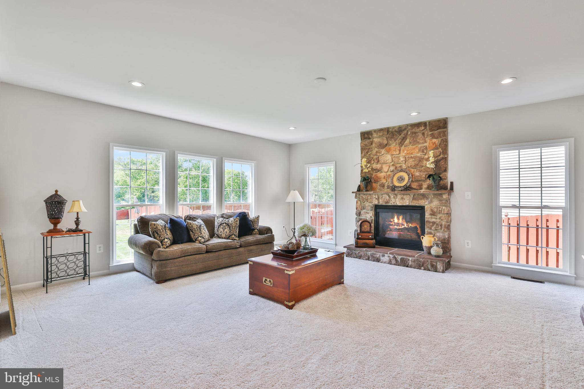 ASHBROOK VILLAGE - Residential