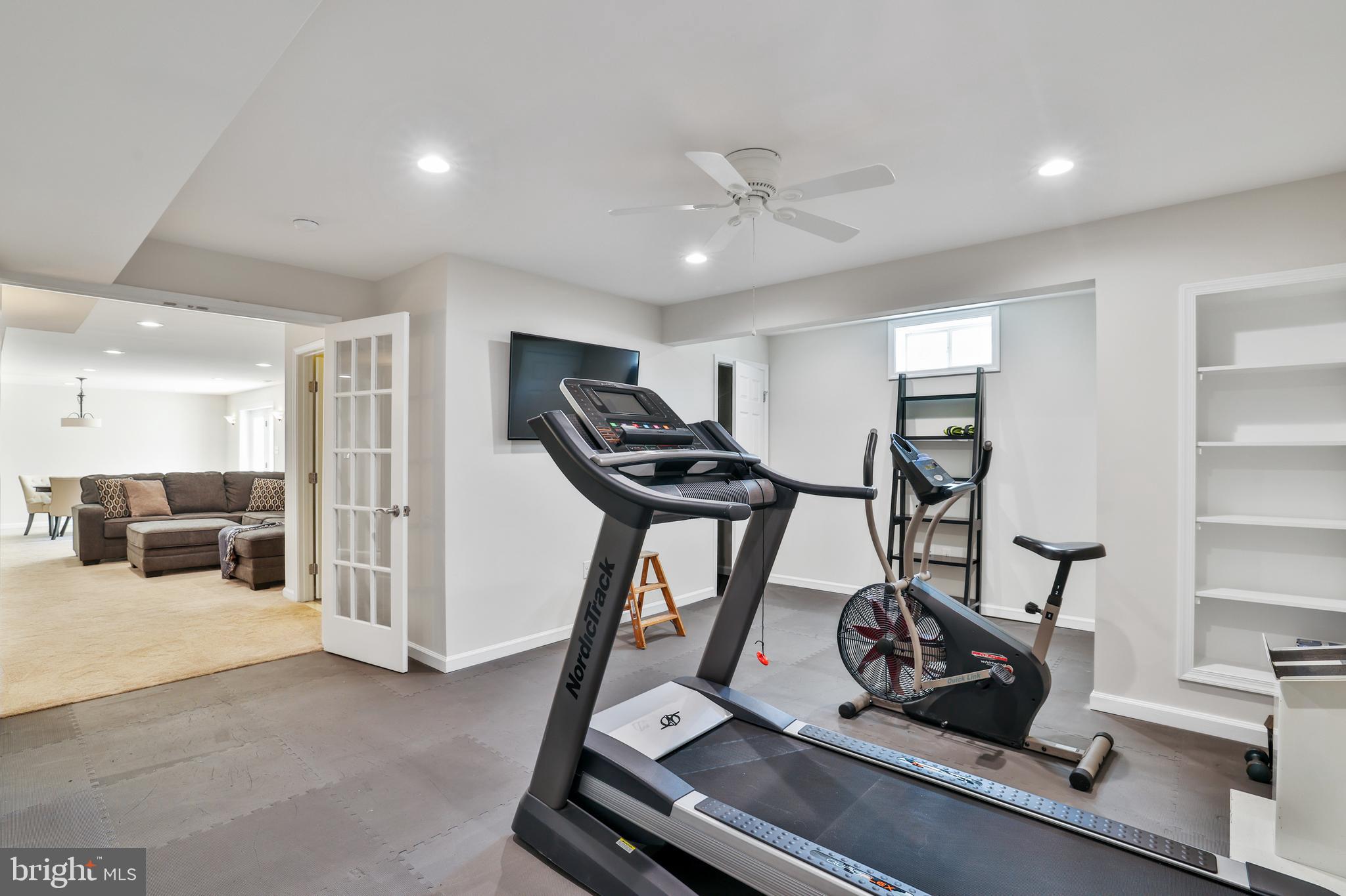 ASHBROOK VILLAGE - Residential