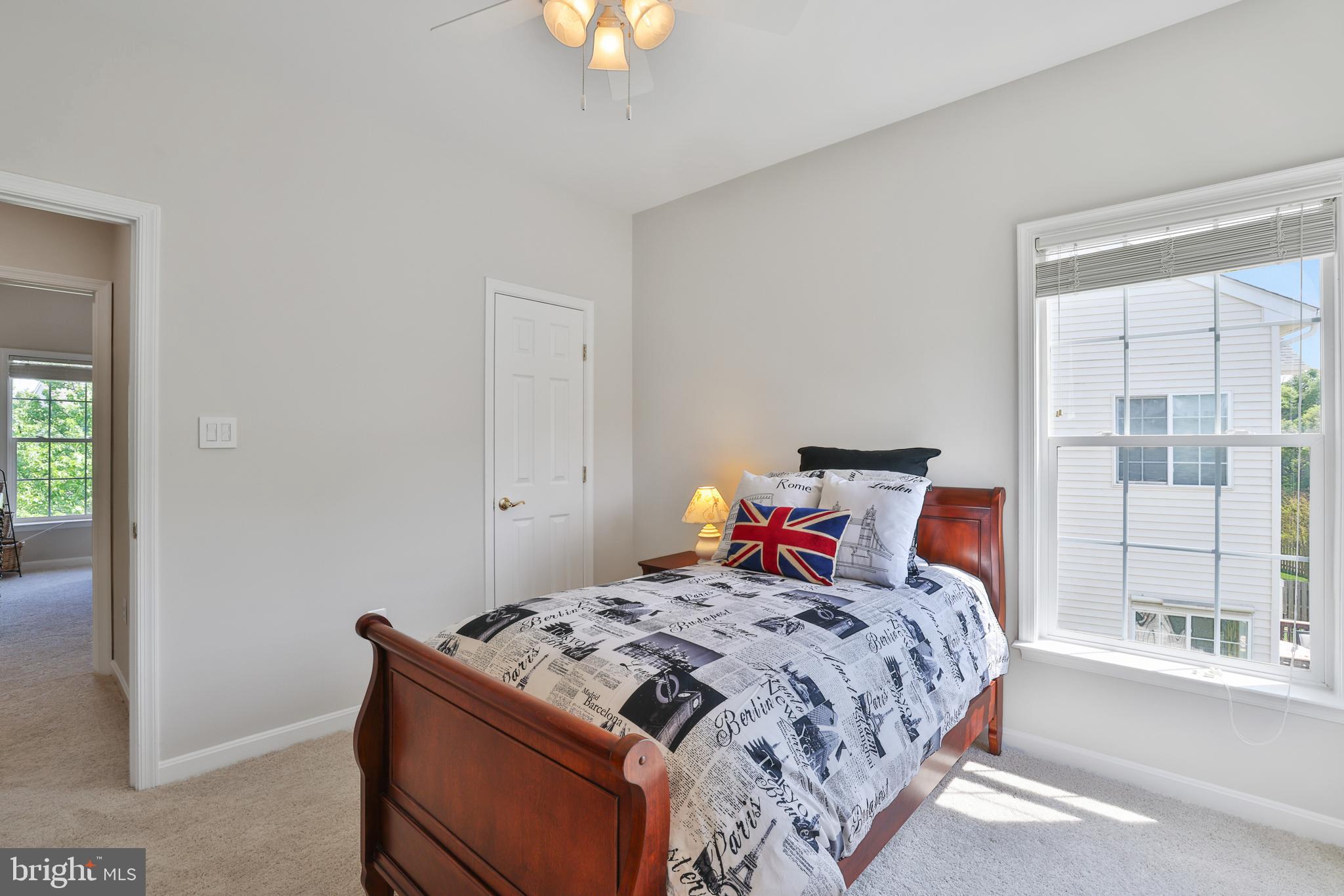 ASHBROOK VILLAGE - Residential