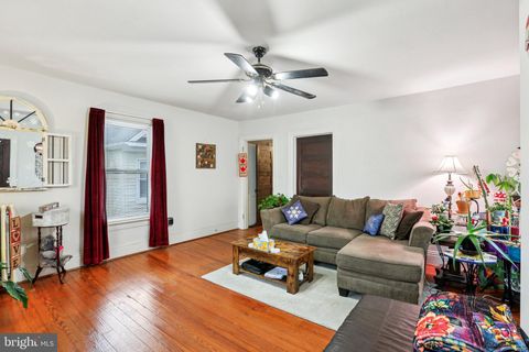 Tiny photo for 10 N Main Street, WOODSBORO, MD 21798 (MLS # MDFR2077326)