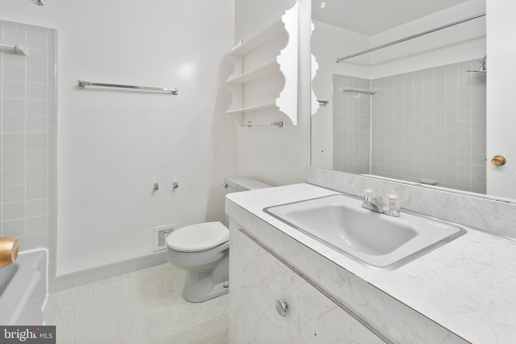 FERNWOOD - Residential Lease