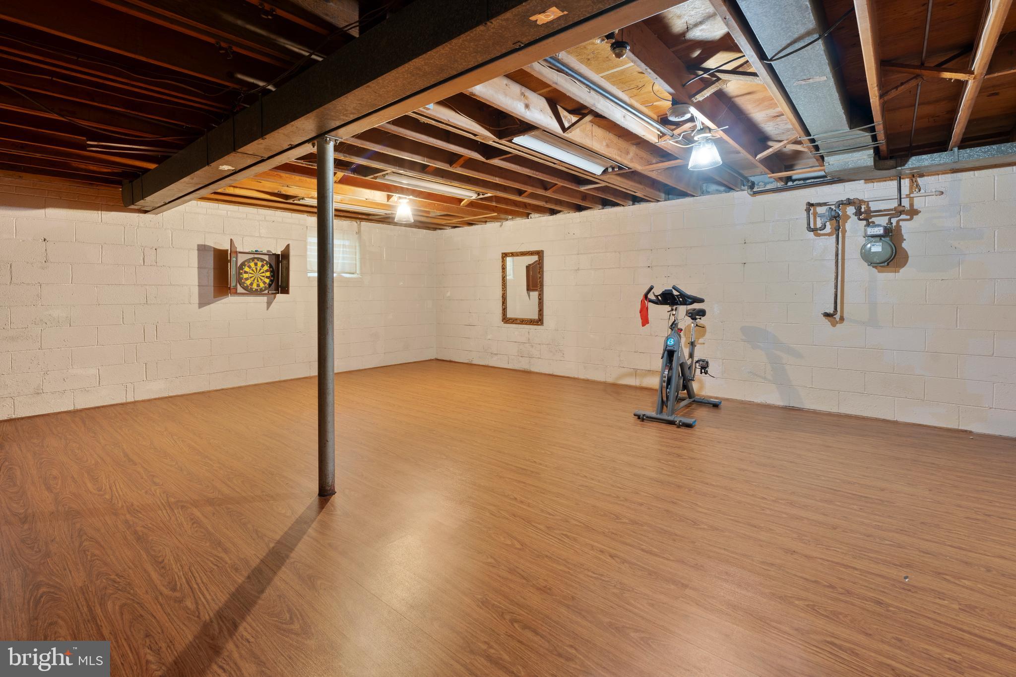 FERNWOOD - Residential Lease