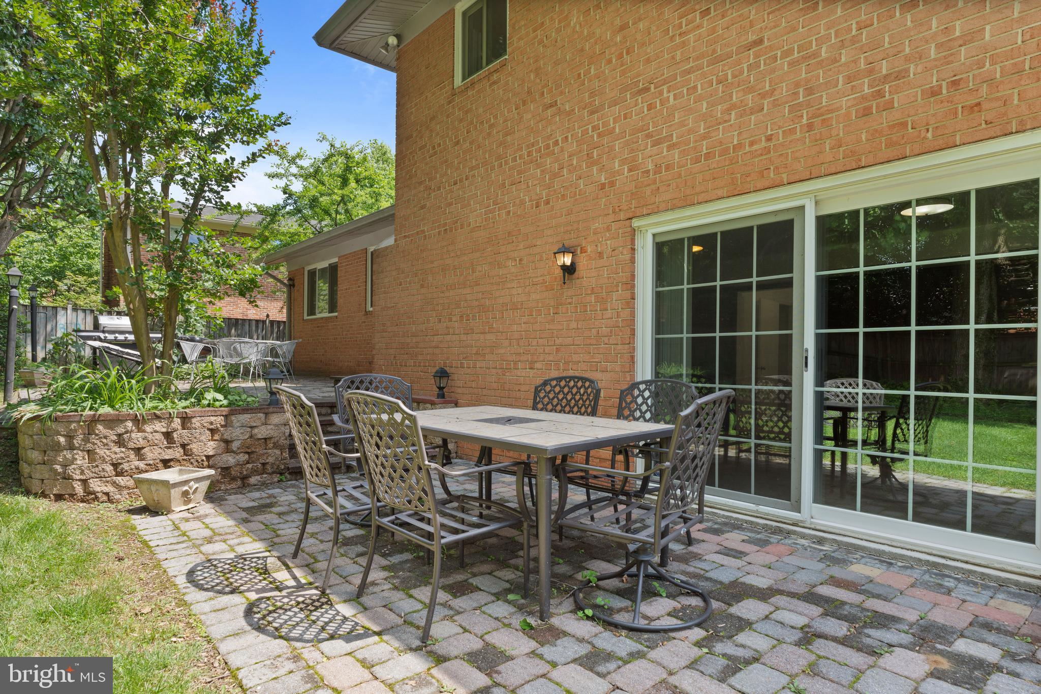 FERNWOOD - Residential Lease