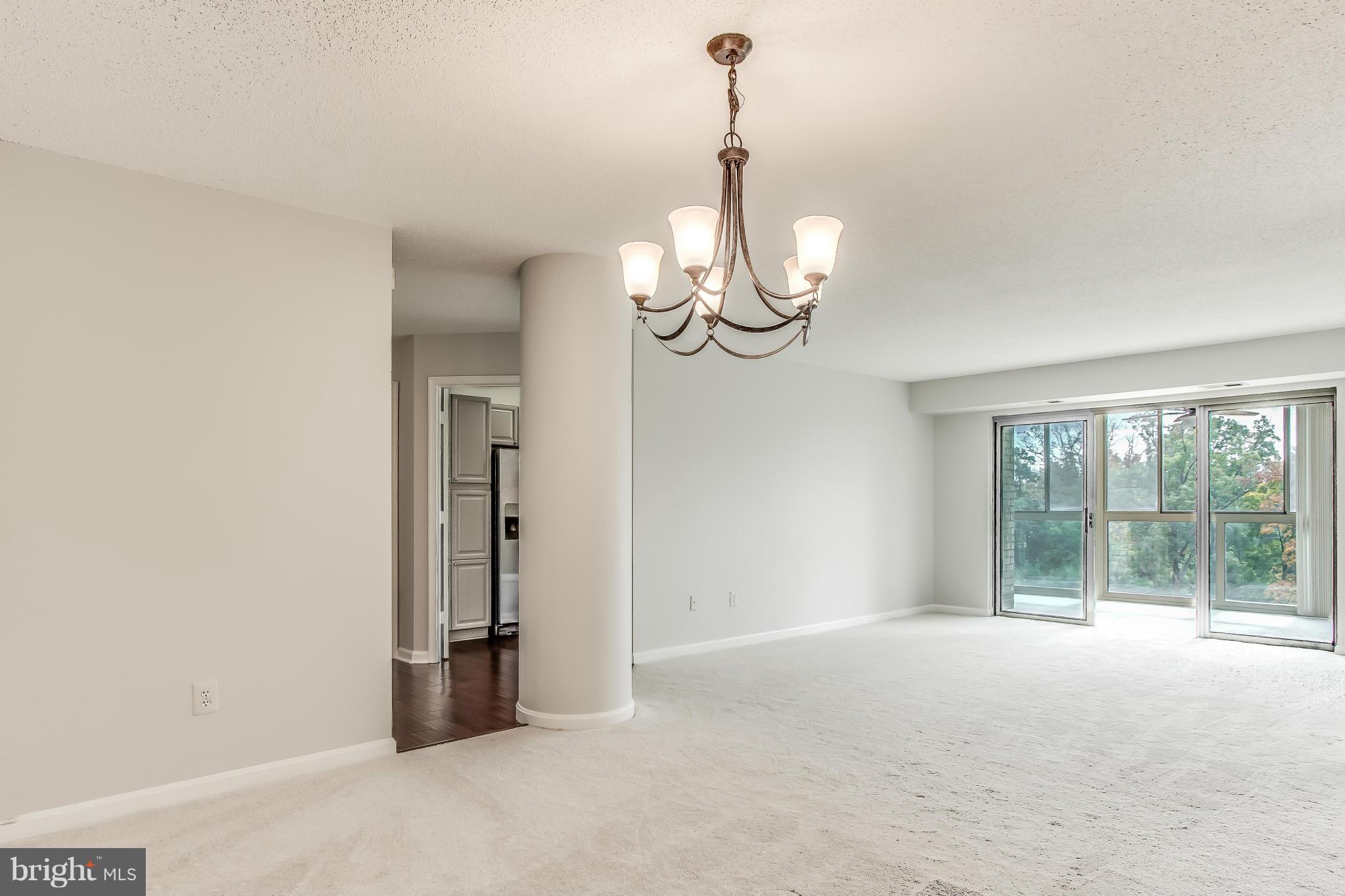 LANSDOWNE WOODS LEISURE WORLD - Residential