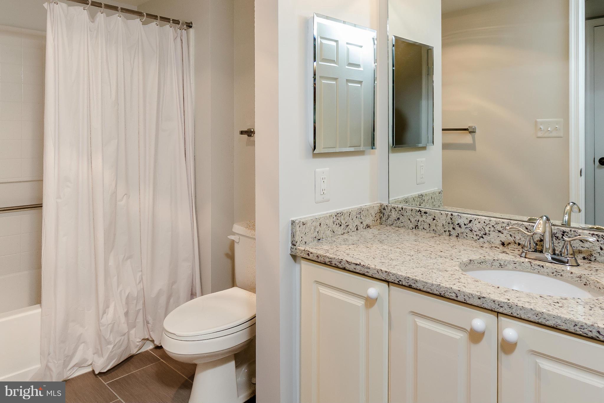 LANSDOWNE WOODS LEISURE WORLD - Residential