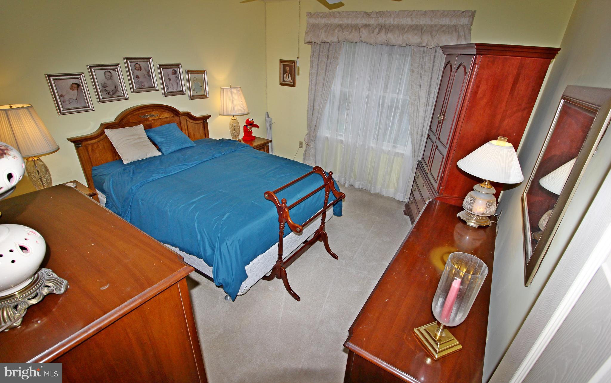 WINDSOR GARDENS - Residential