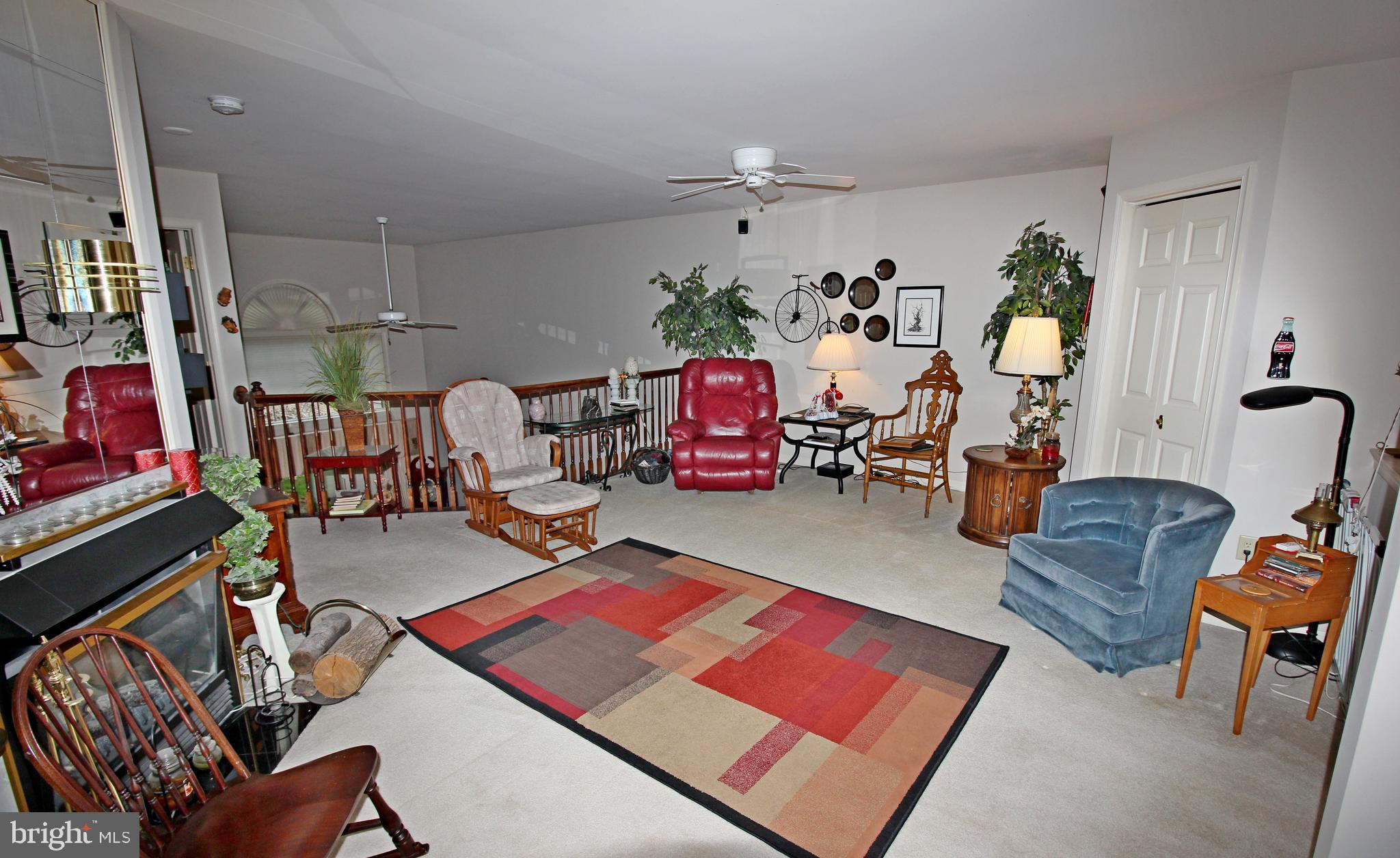 WINDSOR GARDENS - Residential