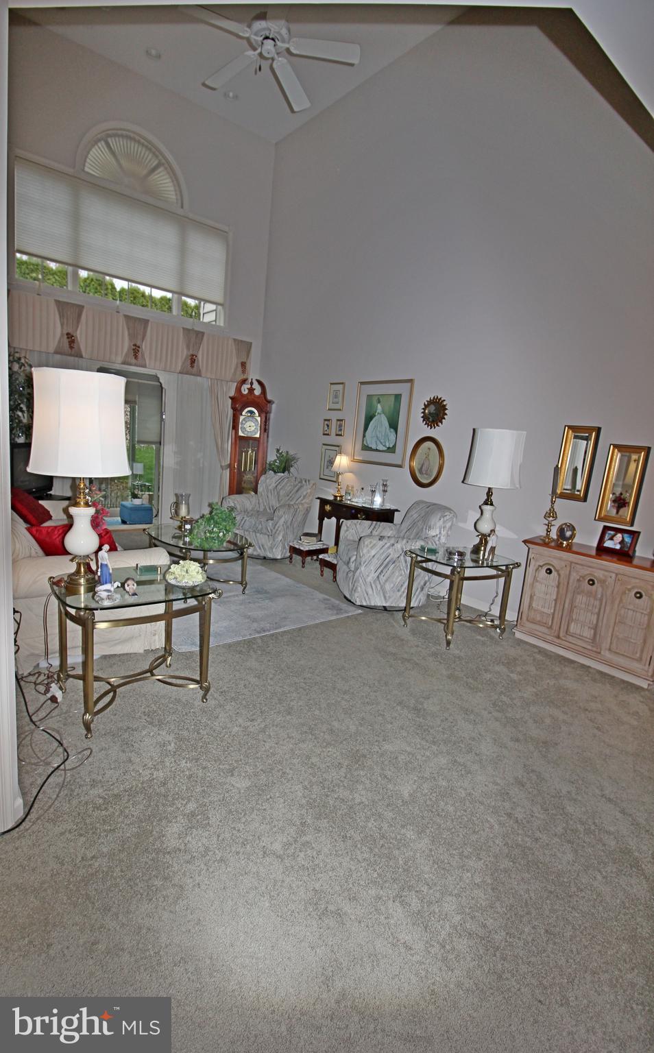 WINDSOR GARDENS - Residential