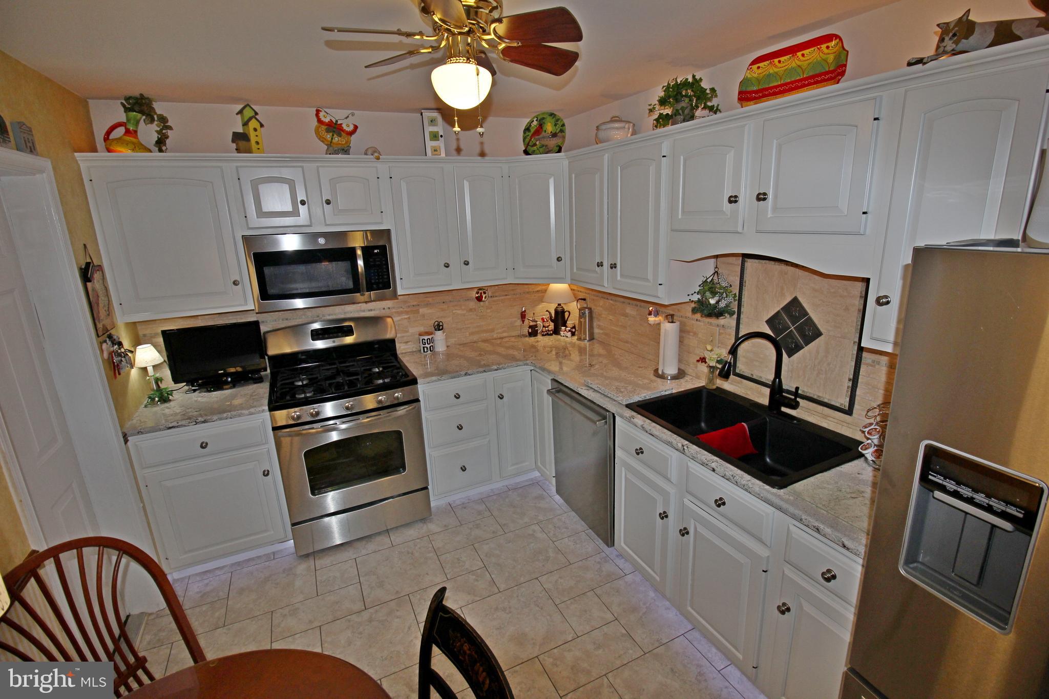 WINDSOR GARDENS - Residential