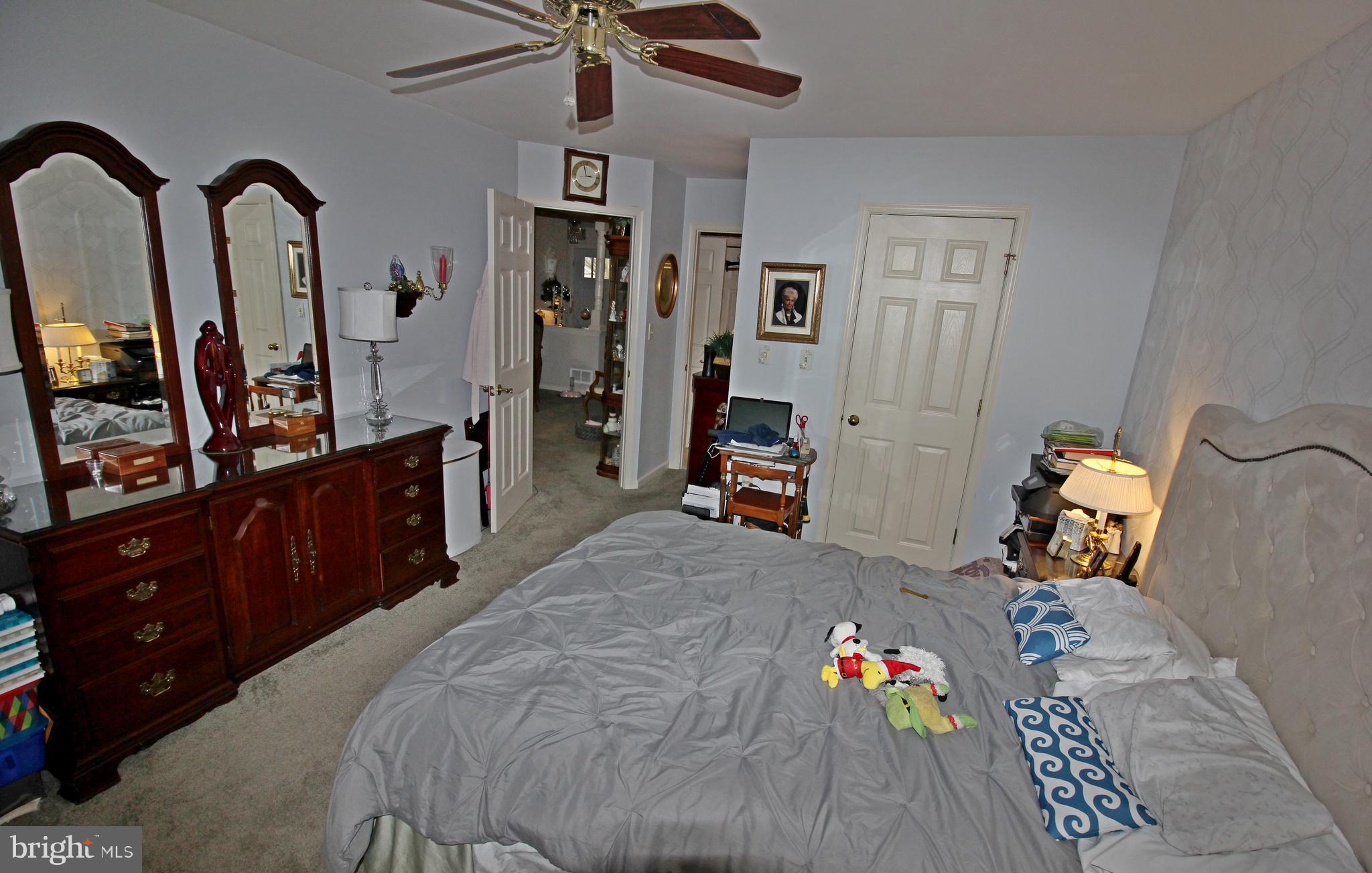 WINDSOR GARDENS - Residential