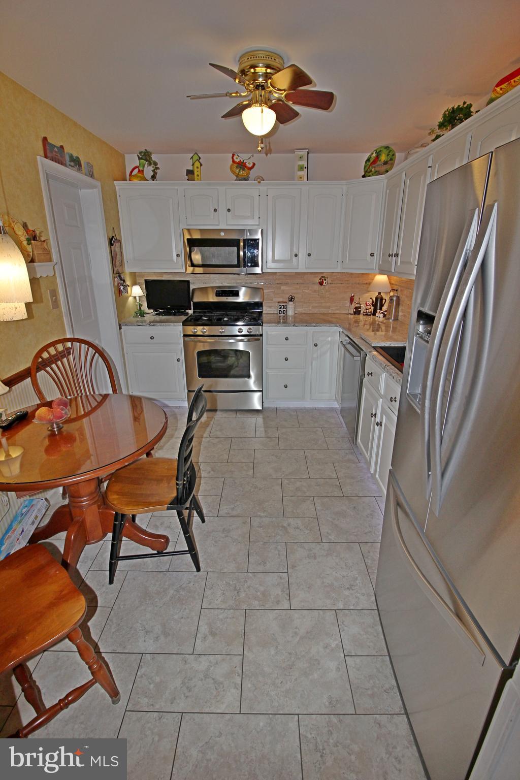 WINDSOR GARDENS - Residential